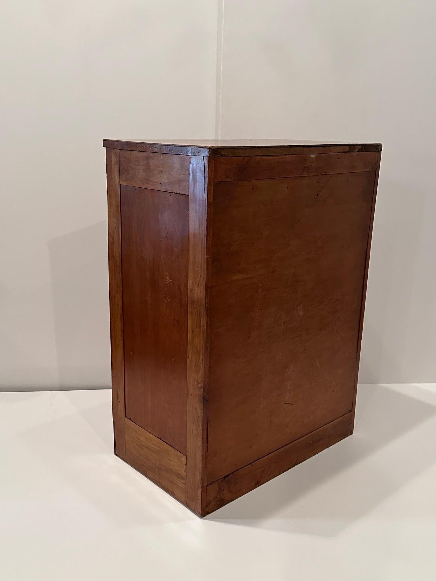 Bellissimo mobile da vino in Oak Oak antico in vendita 11