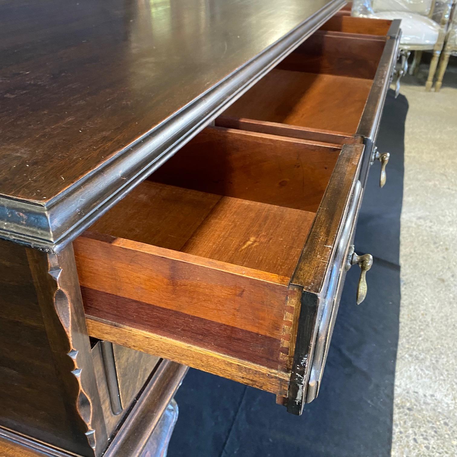 Belle table ou bureau français ancien de style Louis XV Bon état - En vente à Hopewell, NJ