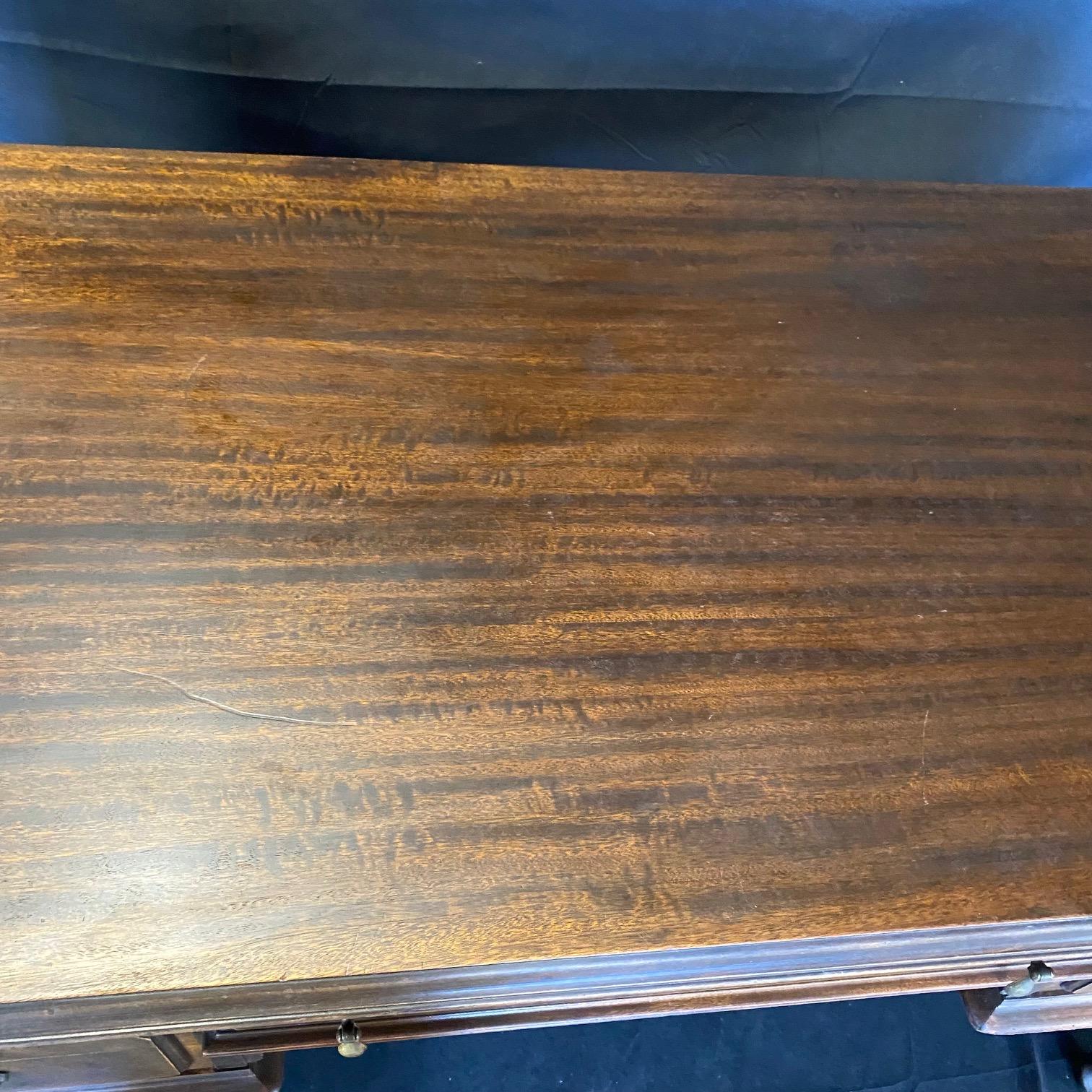 Handsome Antique French Louis XV Style Writing Table or Desk In Good Condition For Sale In Hopewell, NJ