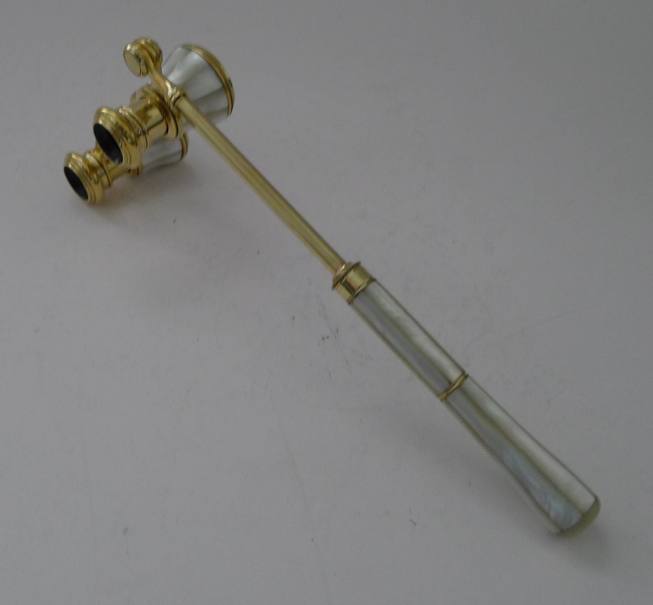 Early 20th Century Handsome Antique French Mother of Pearl Opera Glasses - Lorgnette Handle