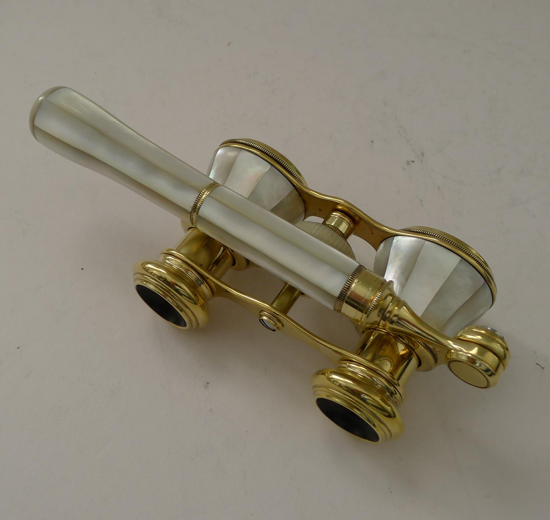 Handsome Antique French Mother of Pearl Opera Glasses - Lorgnette Handle 2
