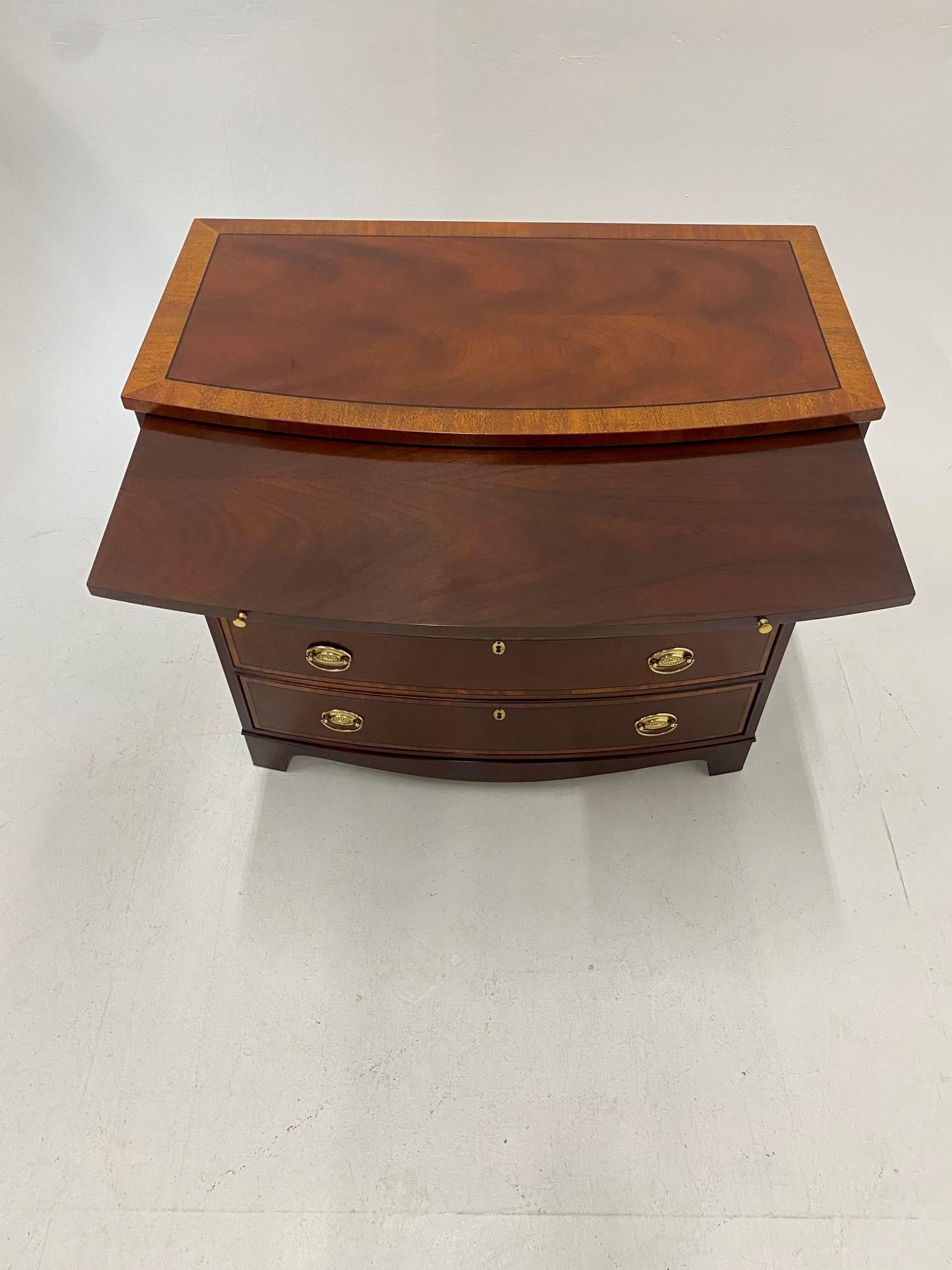 Regency Handsome Bow Front Mahogany and Satinwood Bachelors Chest of Drawers