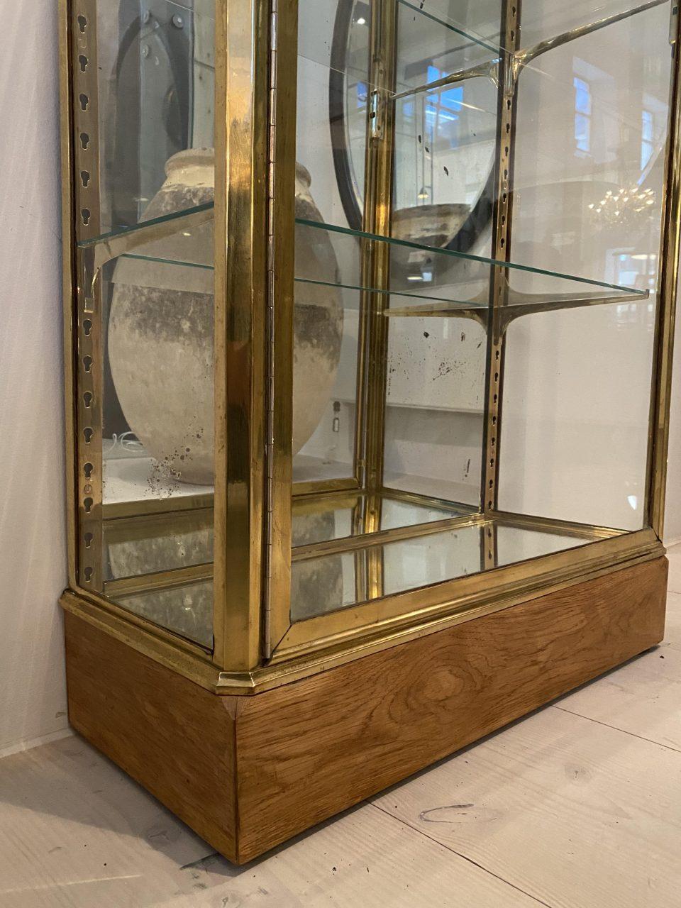 Handsome Brass Display Standing Cabinet, France, 1930s For Sale 1