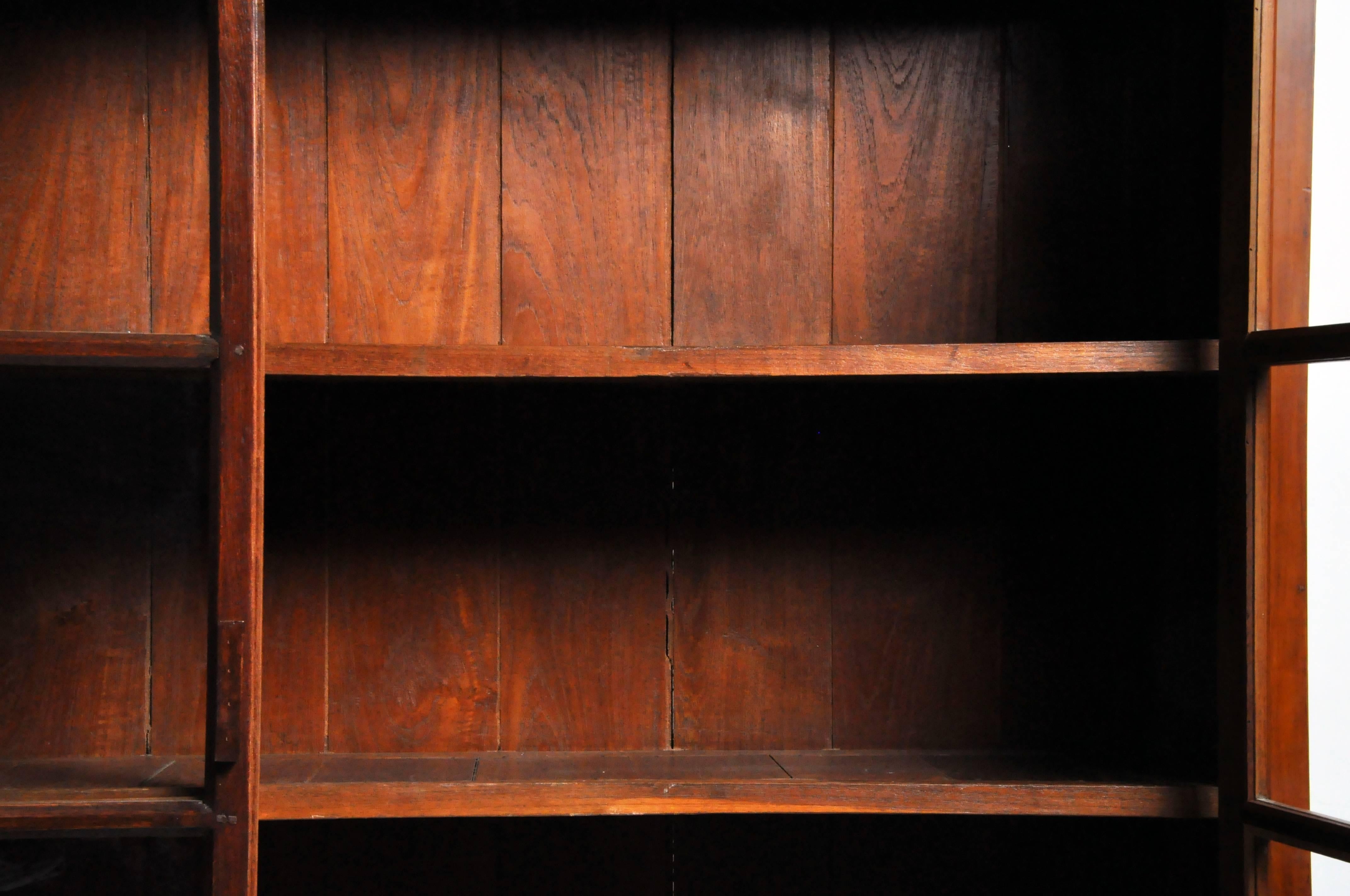 Handsome British Colonial Breakfront Bookcase 9