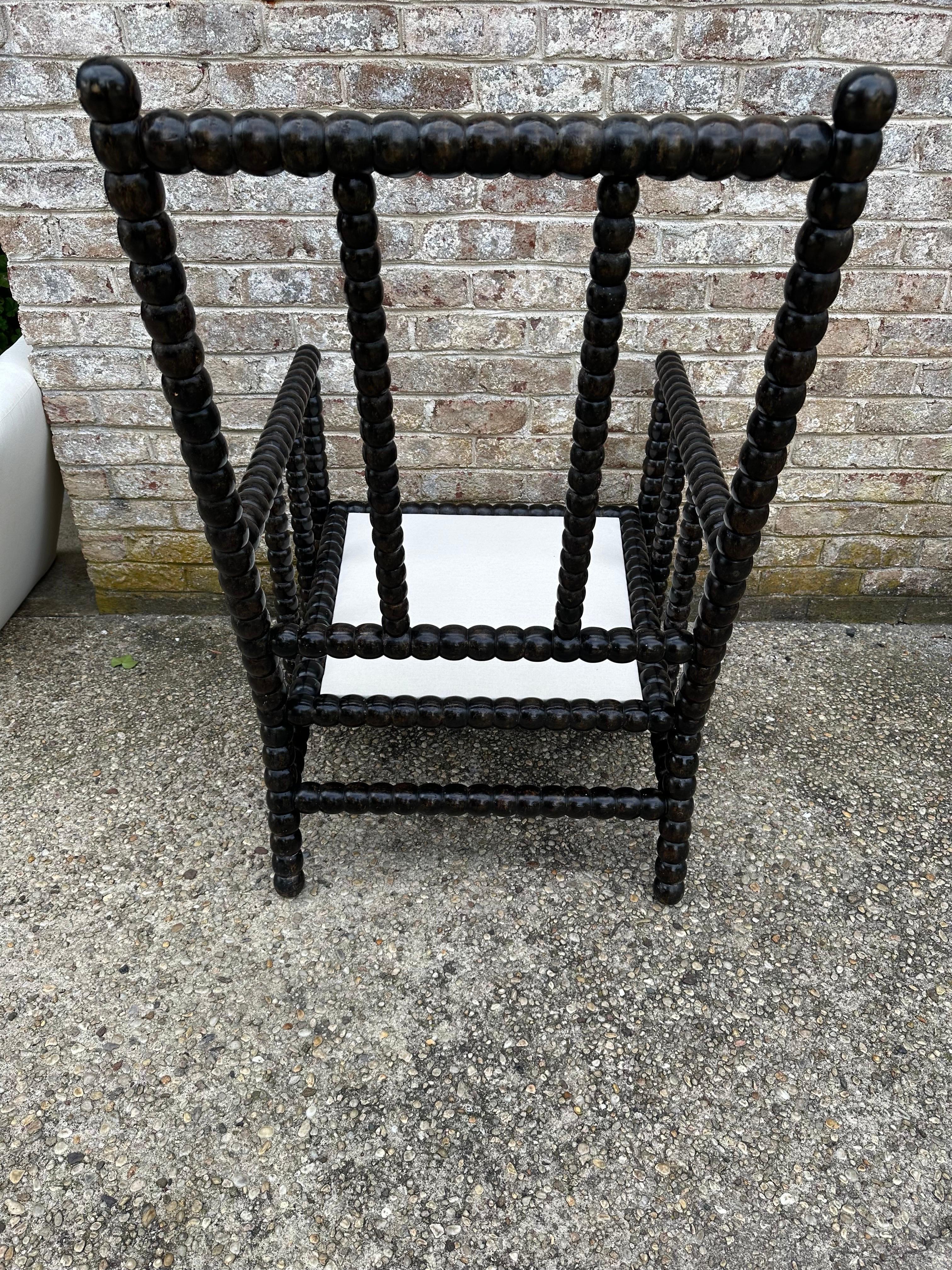 Belle chaise à bobine ou à bobine sculptée en vente 1