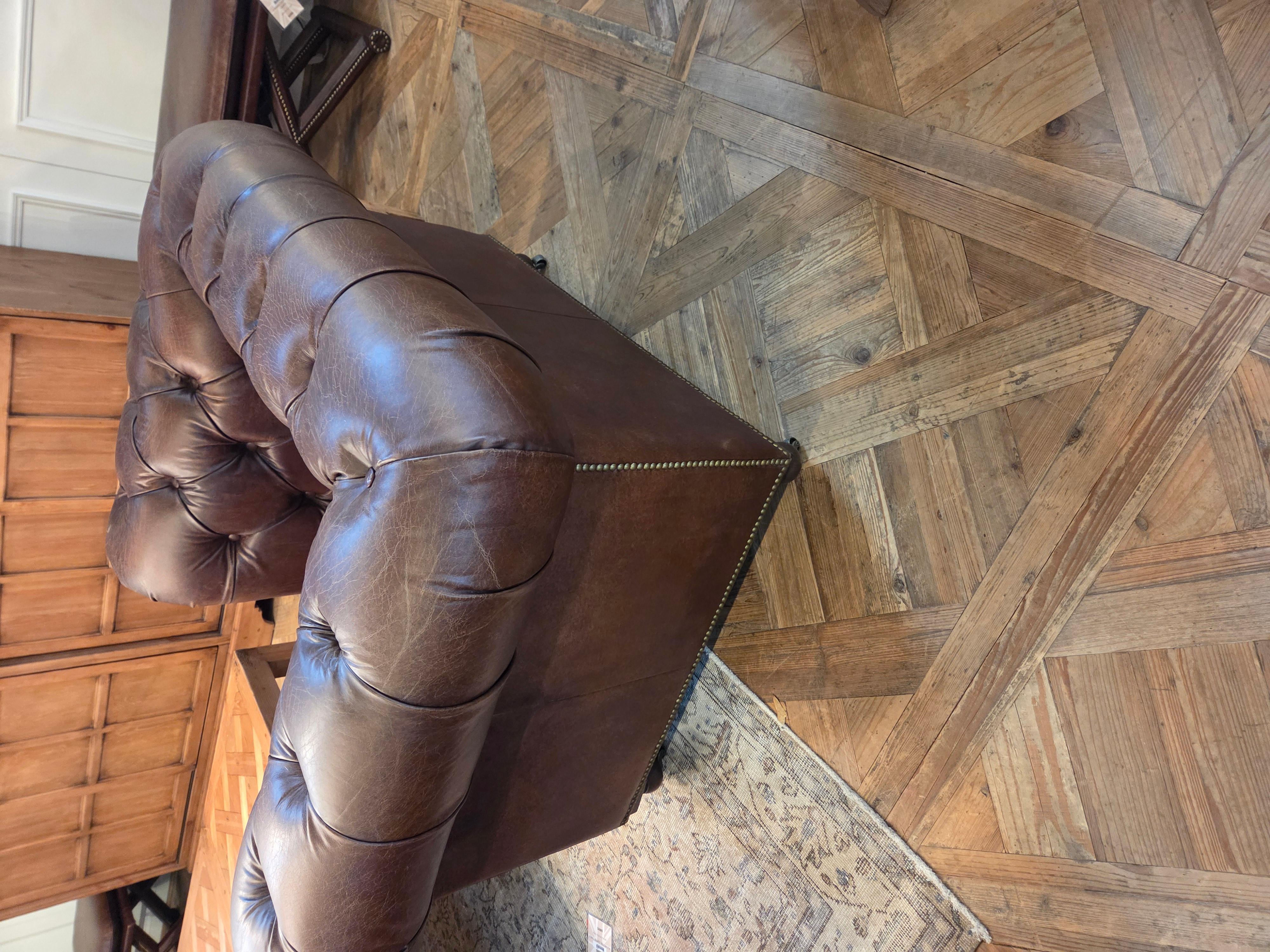 Handsome Chesterfield Club Chairs, Great Color And Patination, Preis pro Stuhl (George III.) im Angebot