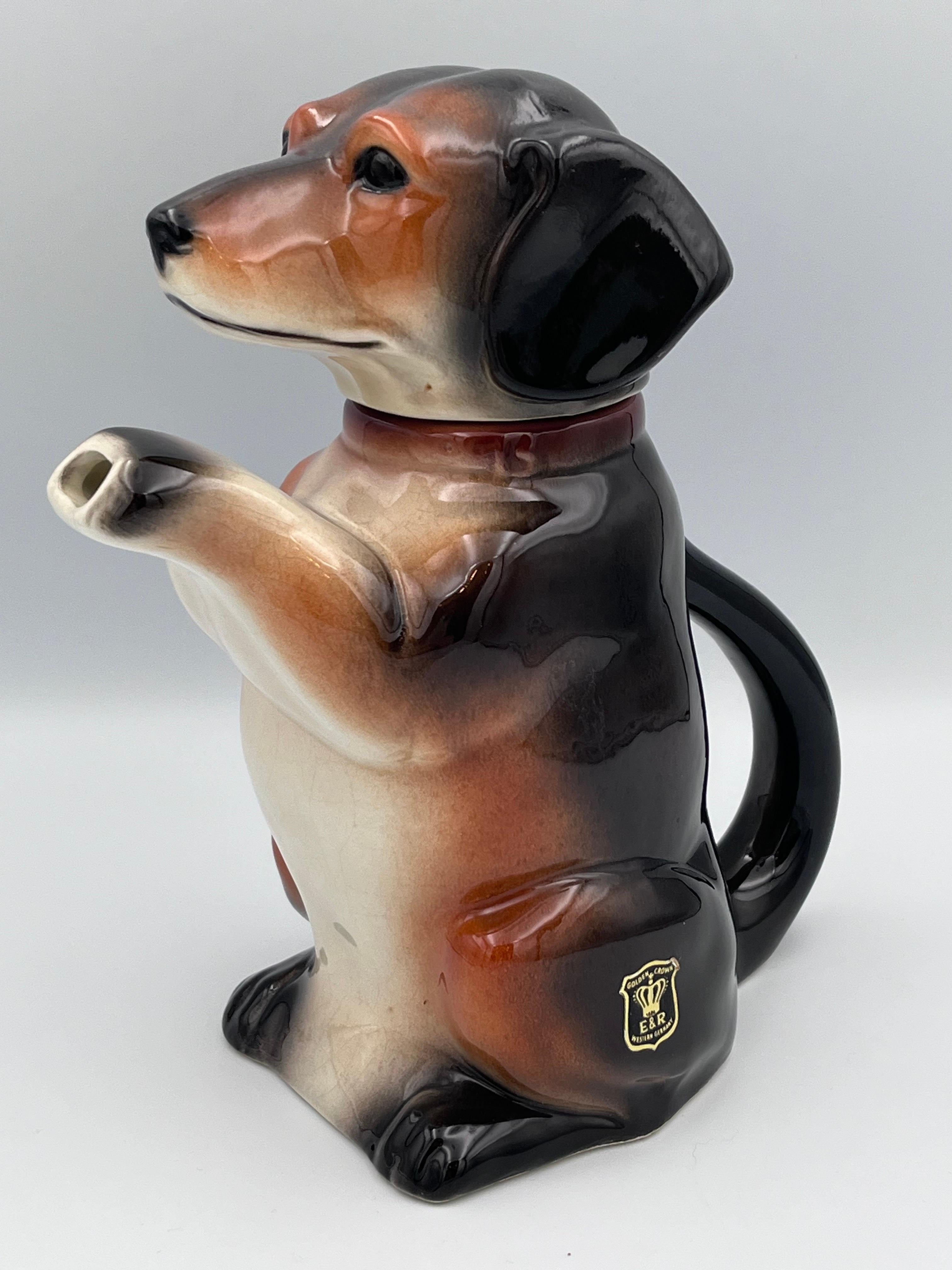 Art déco Belle théière en porcelaine teckel Allemagne fin des années 1940, Label d'origine en vente