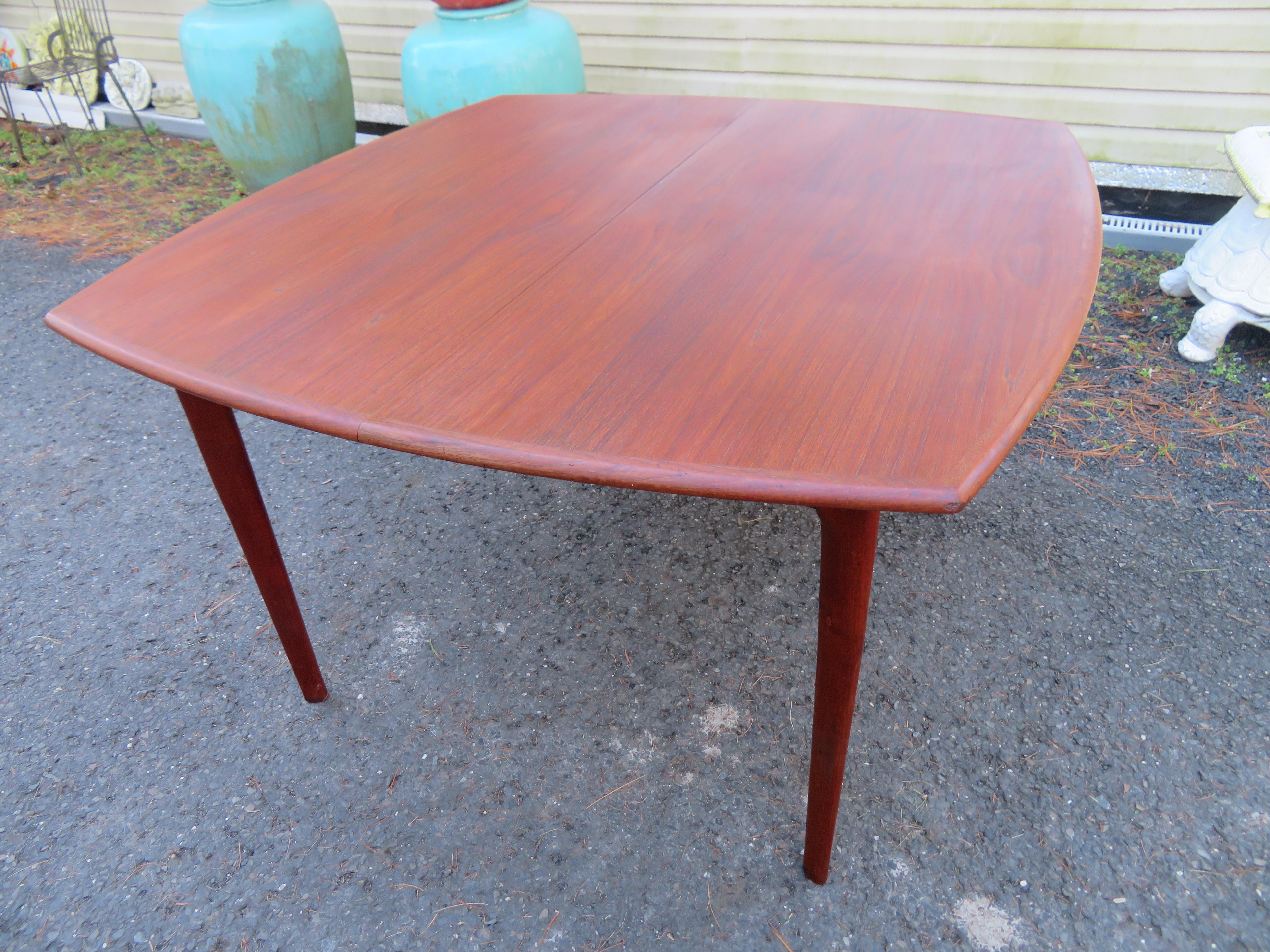 Handsome Danish Expandable Teak Dining Table by H. W. Klein for Bramin For Sale 11