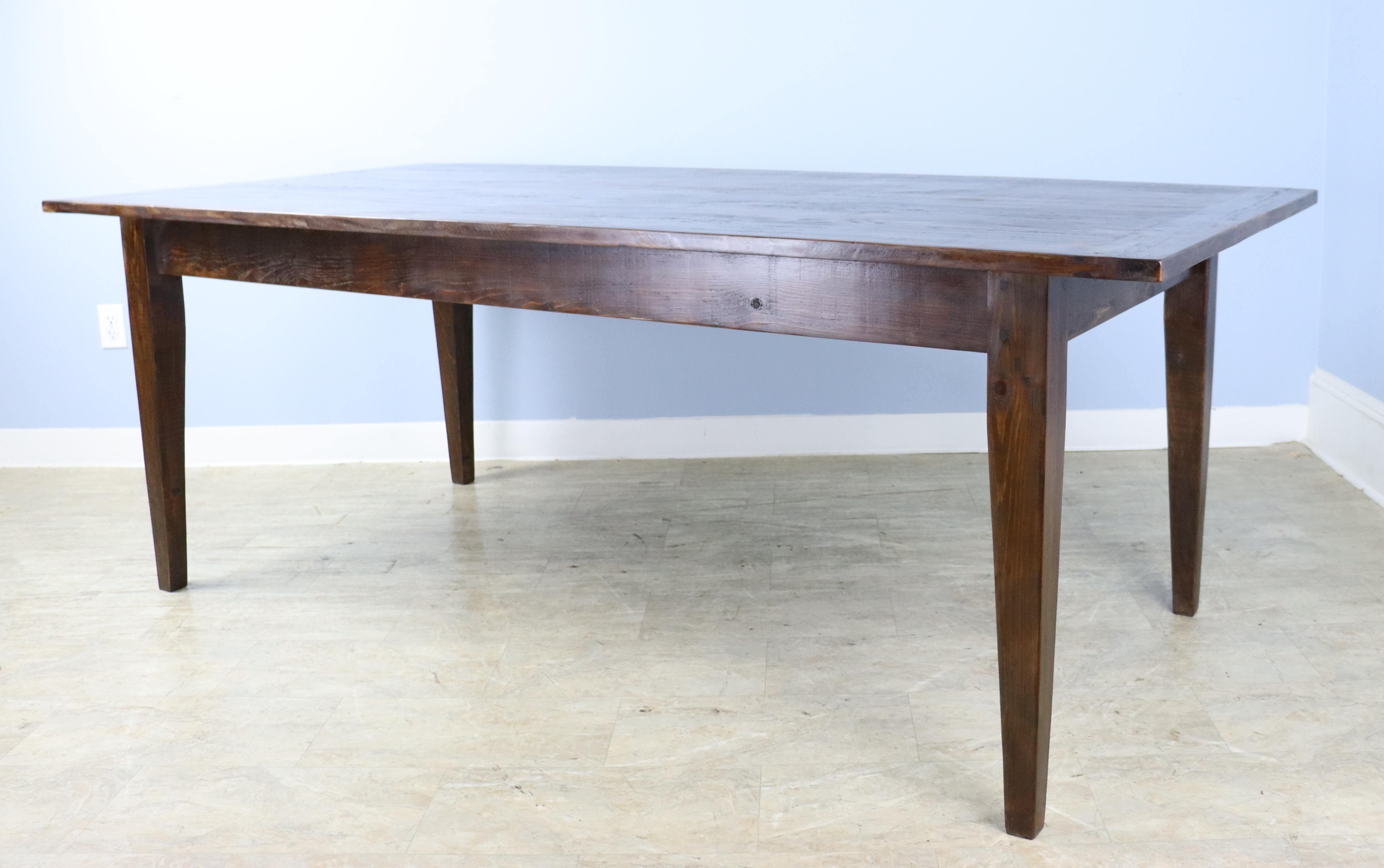 Handsome Dark Pine Farm Table In Excellent Condition For Sale In Port Chester, NY