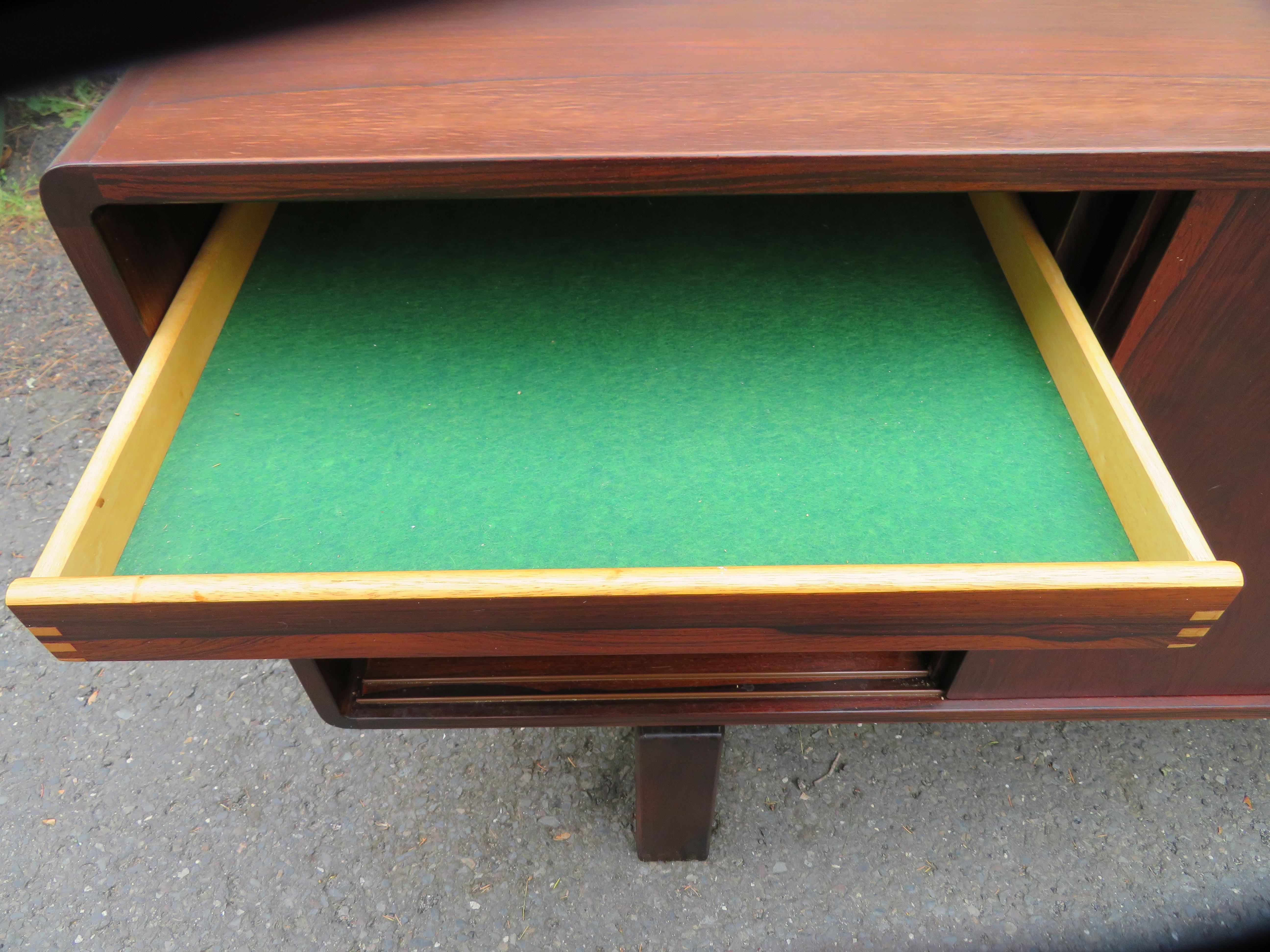 Handsome Dyrlund Danish Rosewood Credenza / Sideboard with Sled Legs For Sale 1