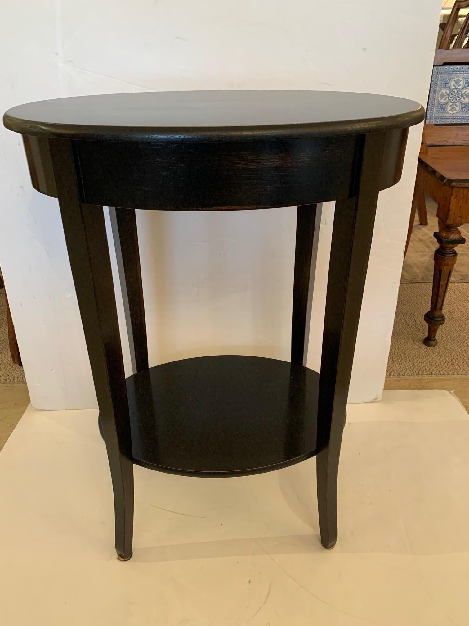 Late 20th Century Handsome Ebonized Espresso Finish Oval Two Tier End Side Table For Sale