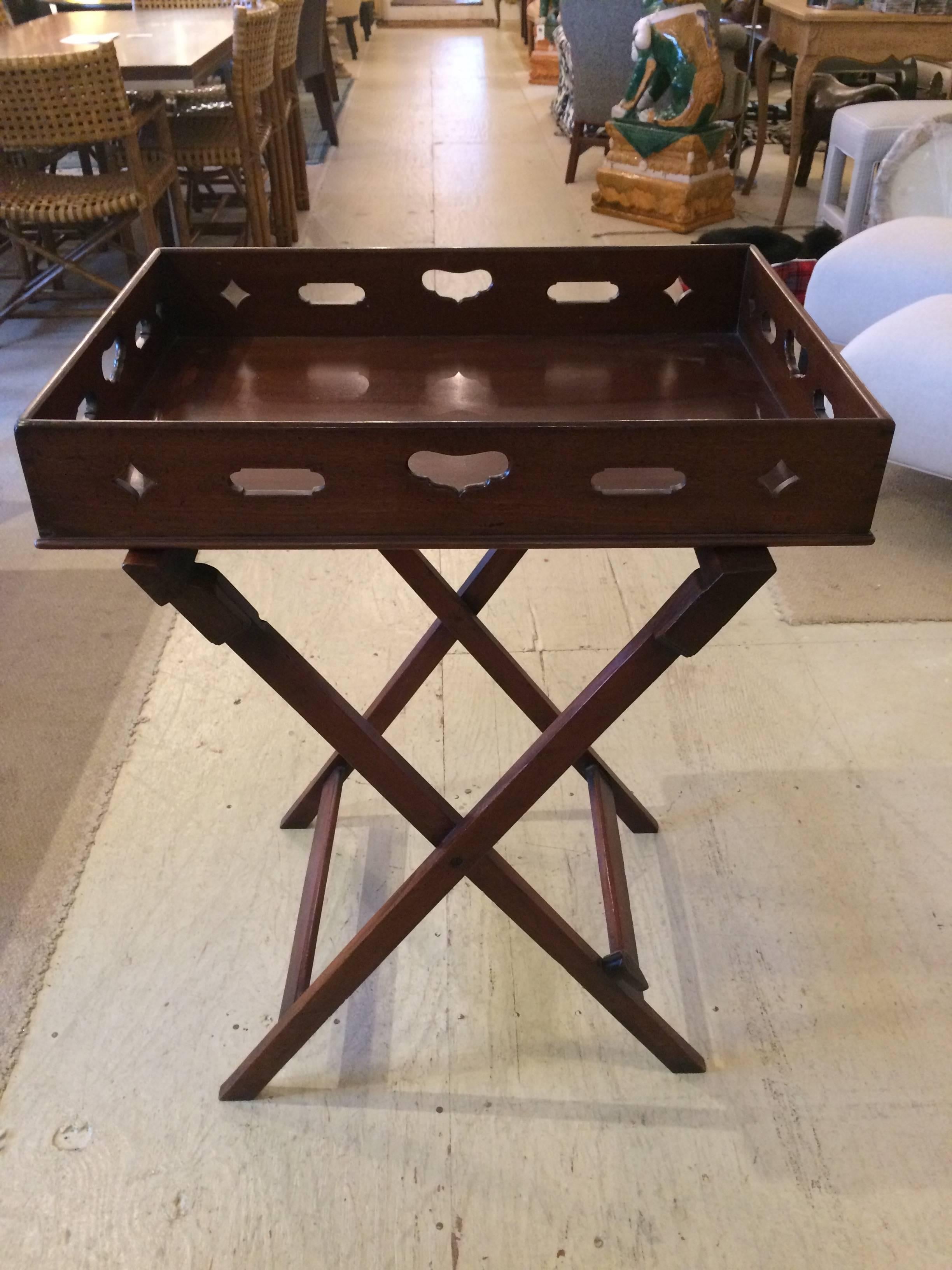 Handsome English Traditional Mahogany Butlers Tray Table or Bar 6