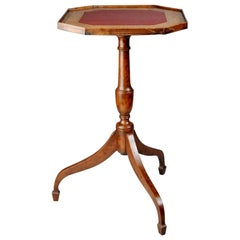 Antique Handsome Federal Tilt-Top Table