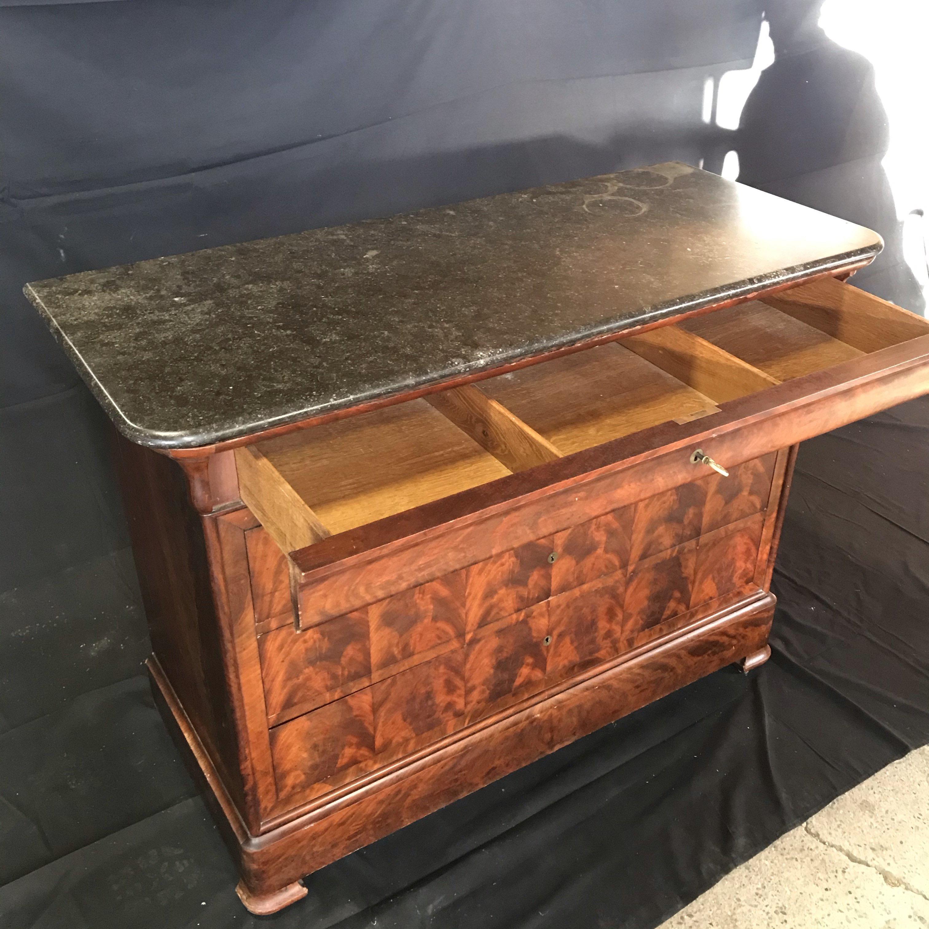 Handsome French Empire Marble-Top Burled Walnut Chest of Drawers In Good Condition In Hopewell, NJ