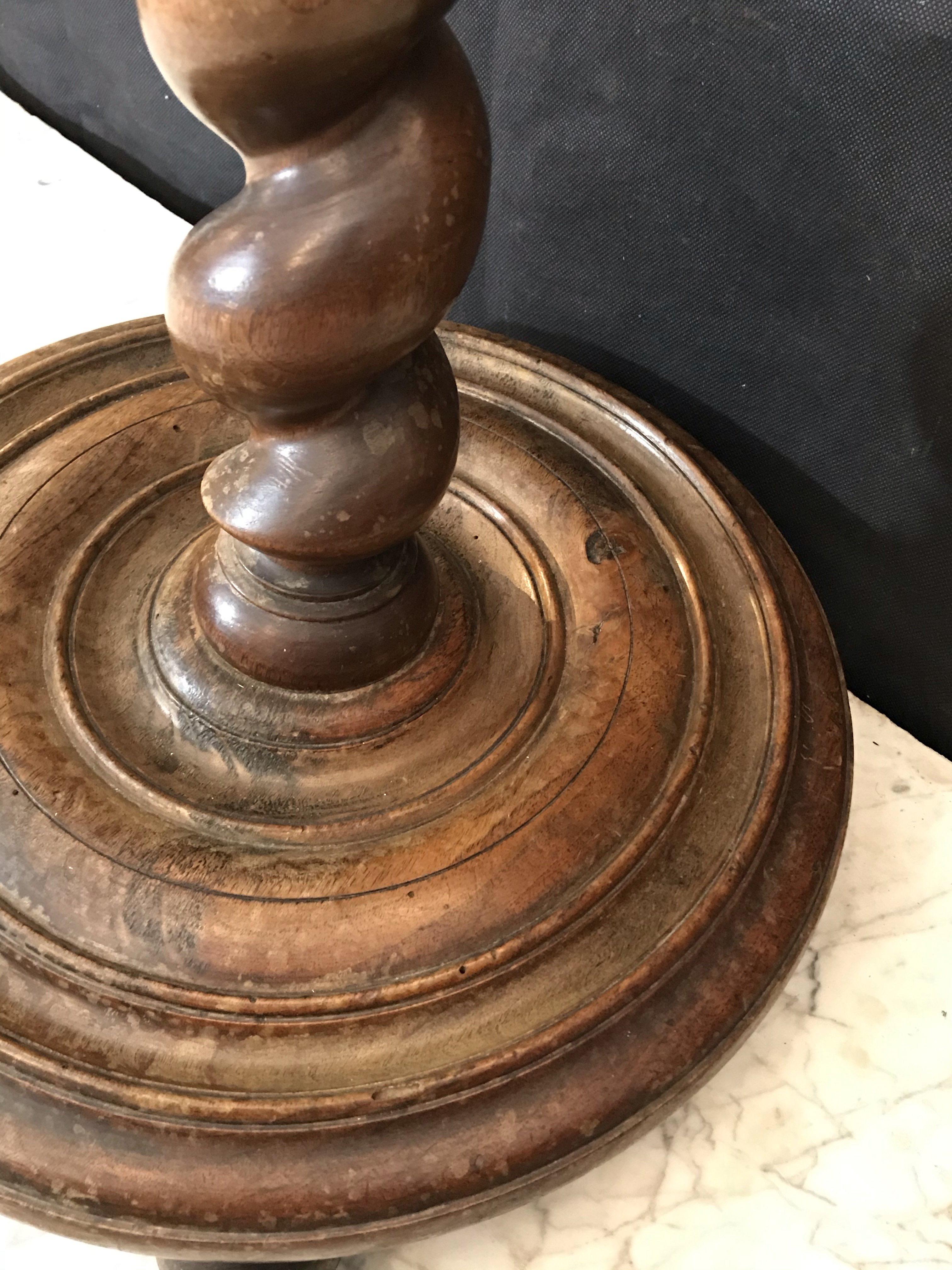 Handsome French Walnut and Ebony Barley Twist Plant Stand or Pedestal In Good Condition For Sale In Hopewell, NJ
