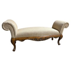 Handsome Henredon Louis XV style Upholstered Walnut Bench Mid-Century
