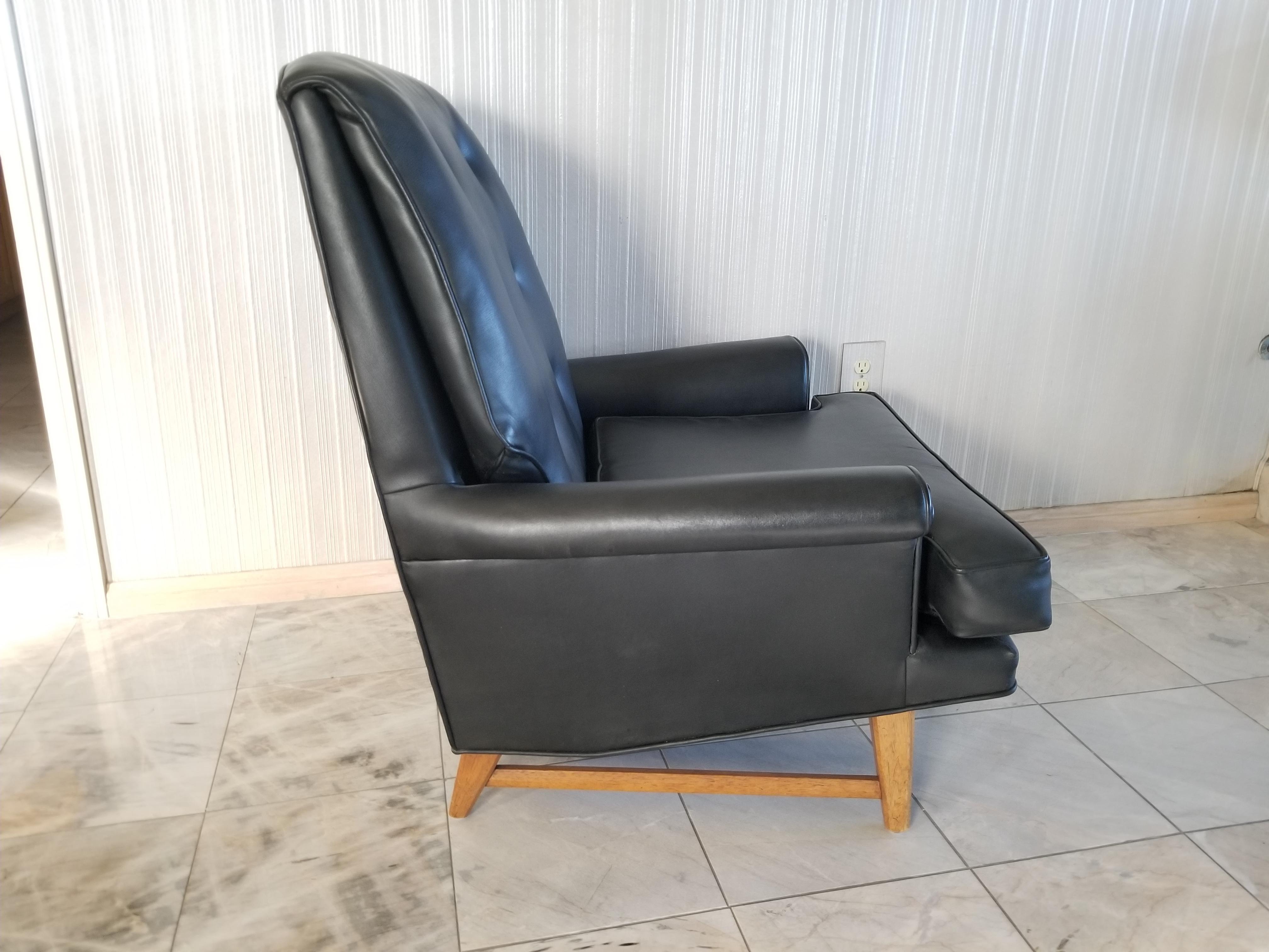Mid-20th Century 1950s Heritage Faux Leather Mahogany Lounge Chair For Sale
