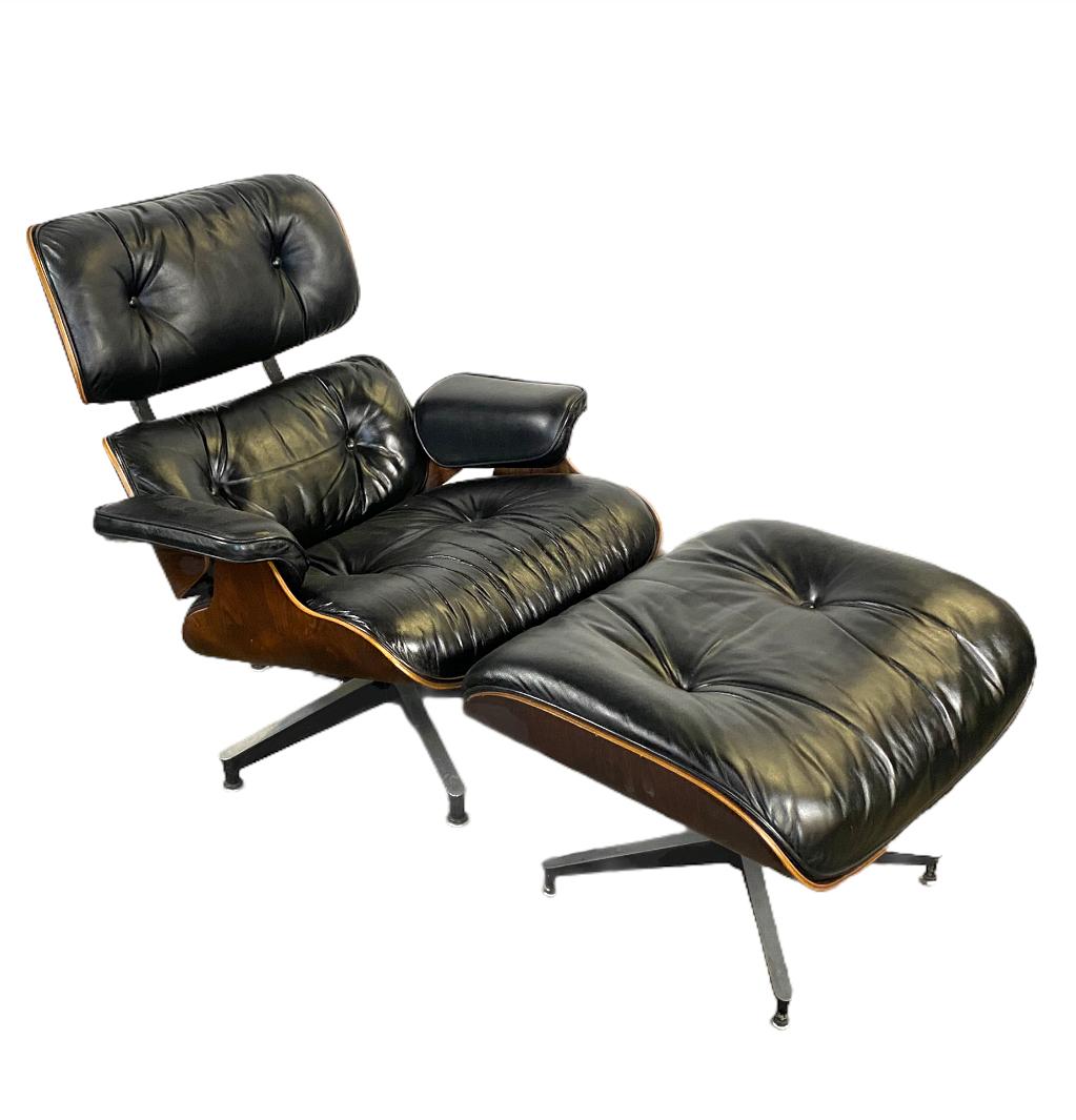 Handsome Herman Miller Eames Lounge Chair and Ottoman 5