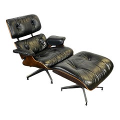 Handsome Herman Miller Eames Lounge Chair and Ottoman