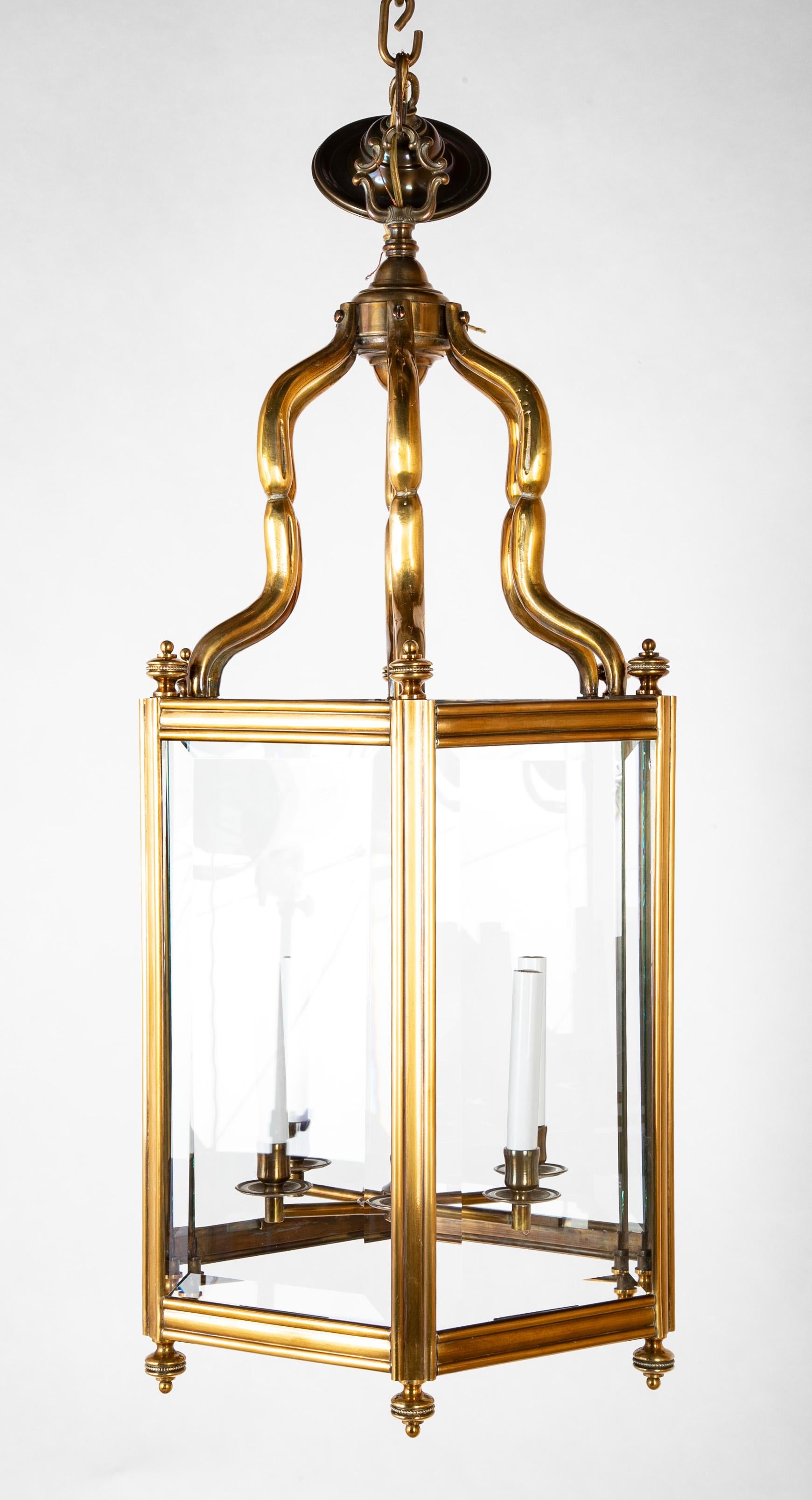 Handsome Hexagonal Brass Lantern In Good Condition For Sale In Stamford, CT