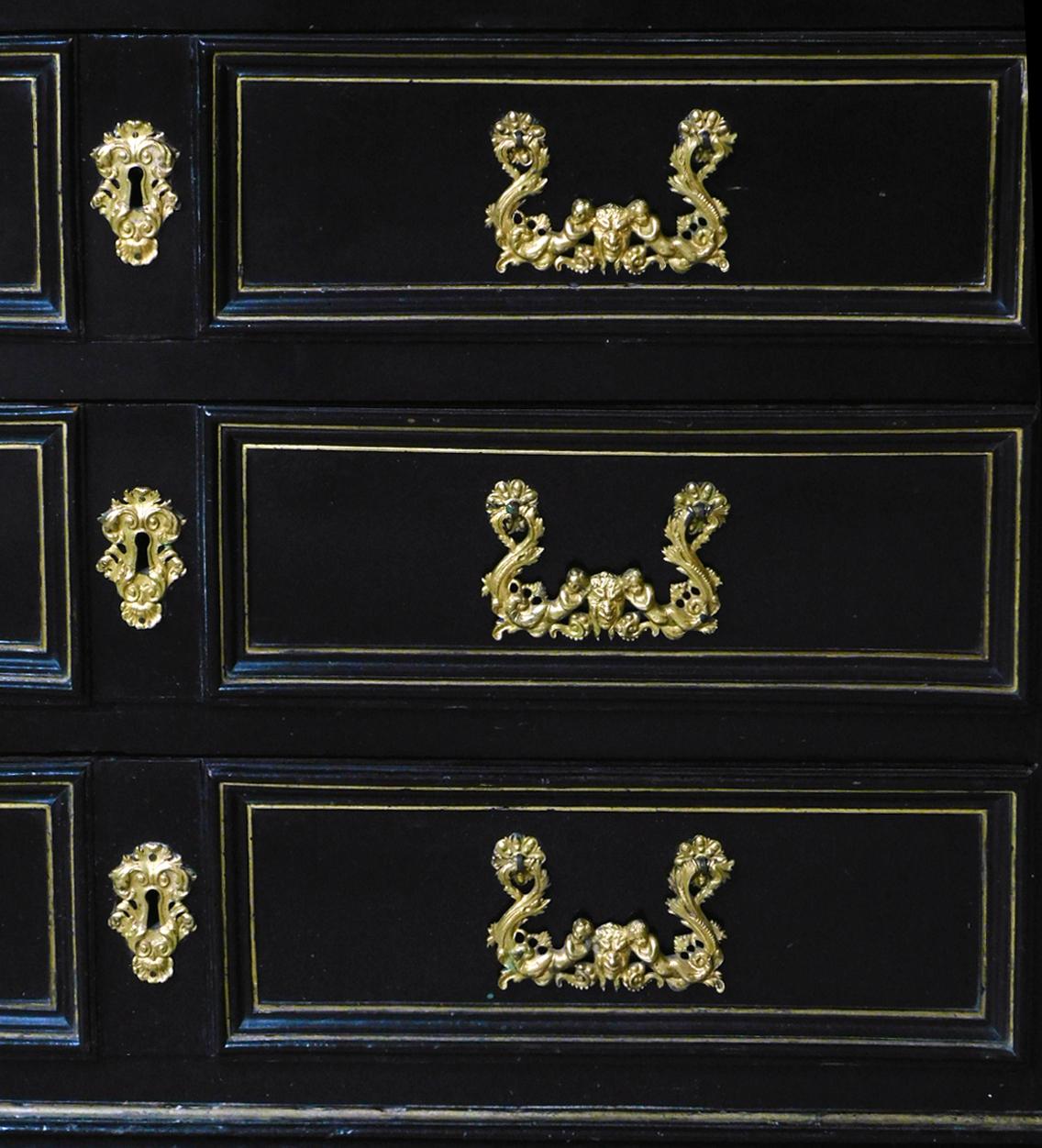 Handsome Italian Baroque Ebonized 3-Drawer Chest In Good Condition In San Francisco, CA