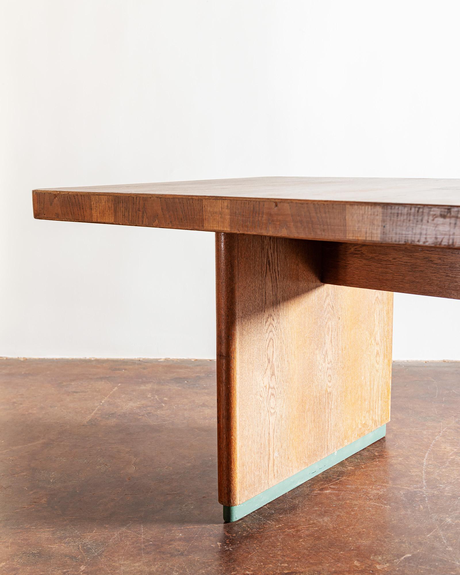 Mid-Century Modern Handsome, Large French Dining Table in Oak Veneer, 1950s