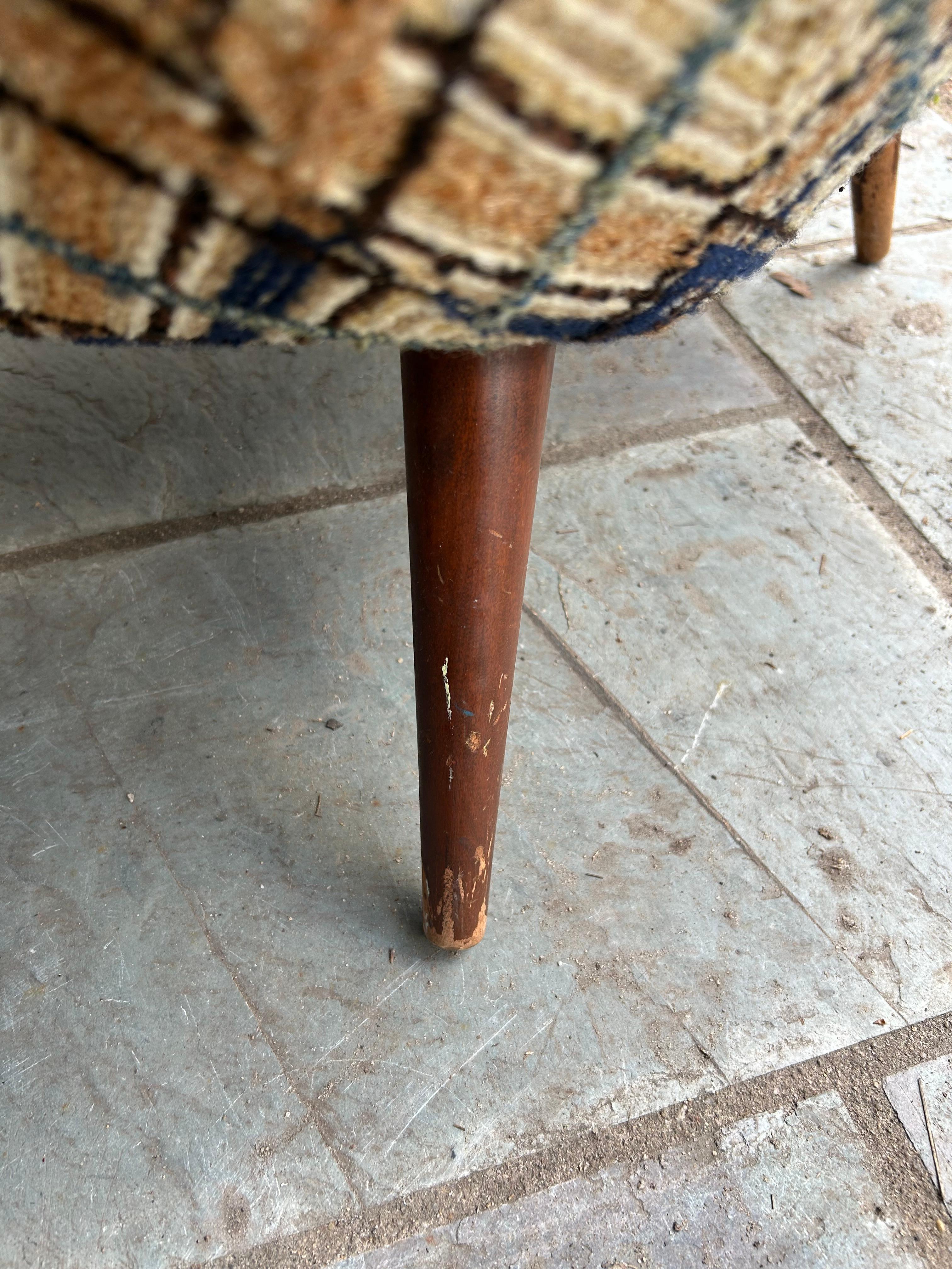 Handsome Lawrence Peabody Barrel Back Tub Chair Selig, Mid-Century Modern For Sale 4