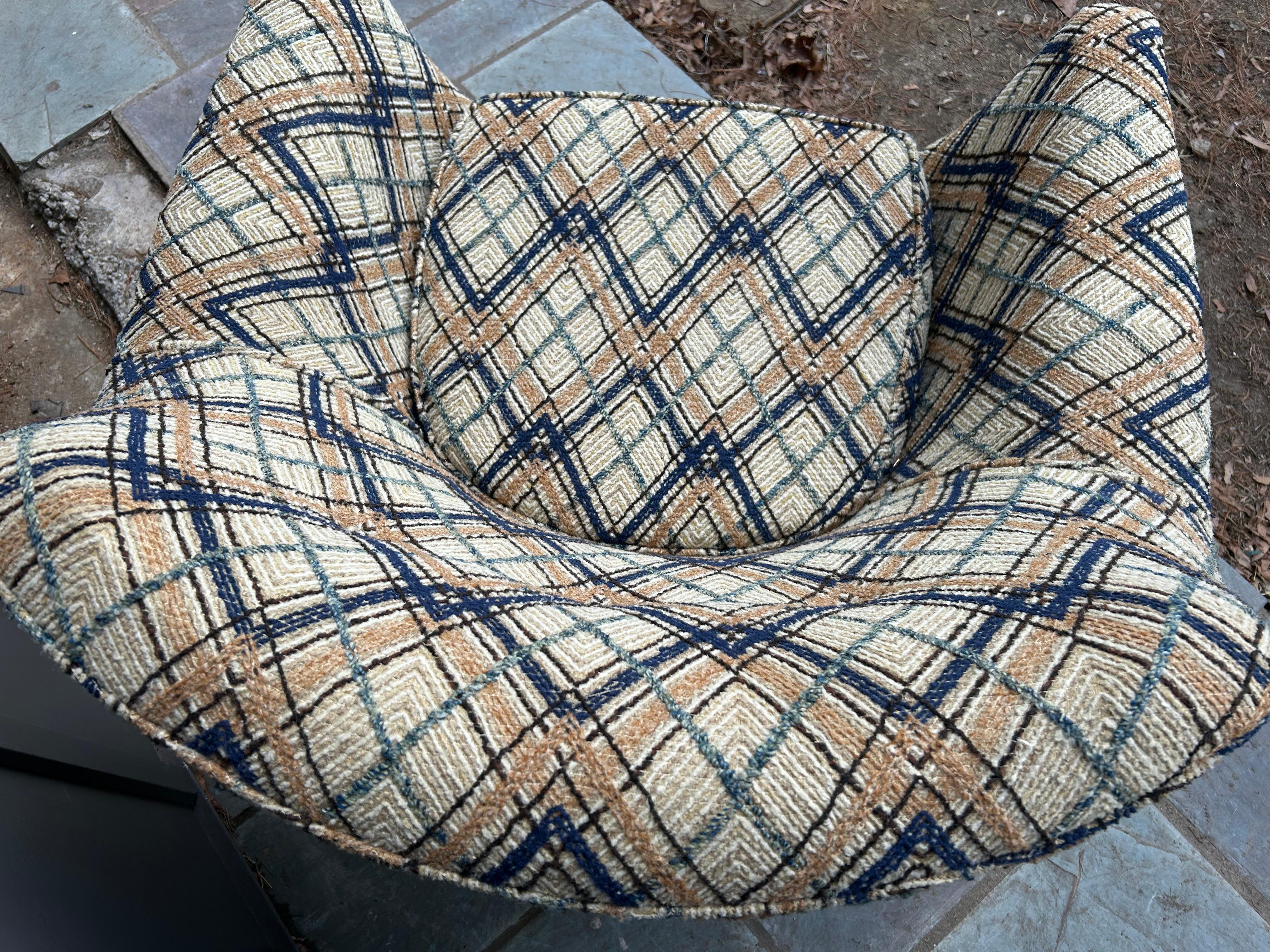 Handsome Lawrence Peabody Barrel Back Tub Chair Selig, Mid-Century Modern For Sale 5