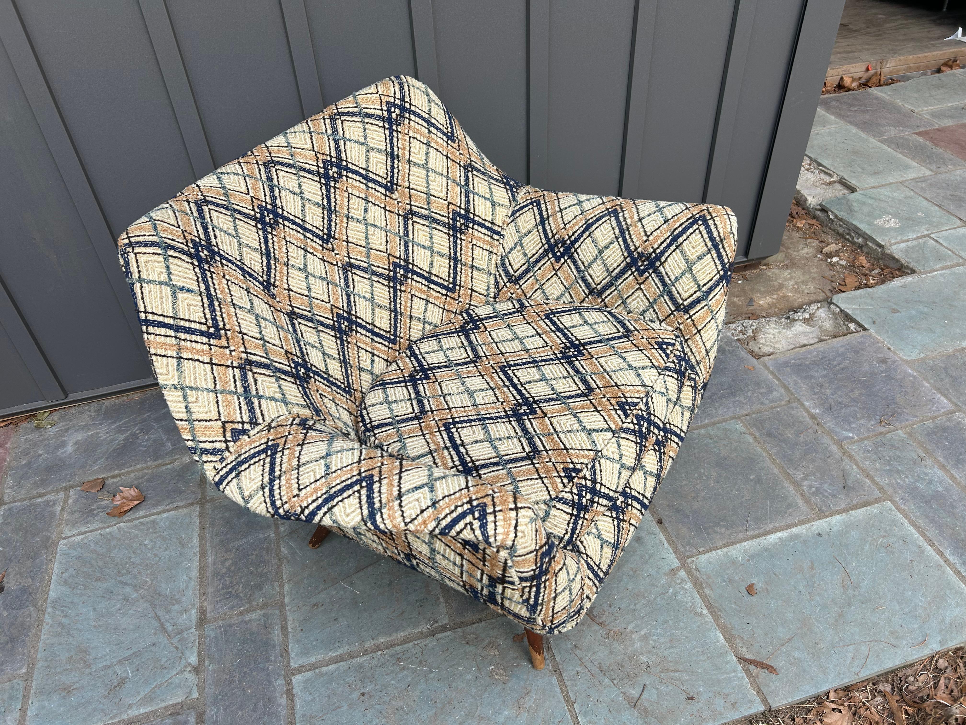 Mid-20th Century Handsome Lawrence Peabody Barrel Back Tub Chair Selig, Mid-Century Modern For Sale