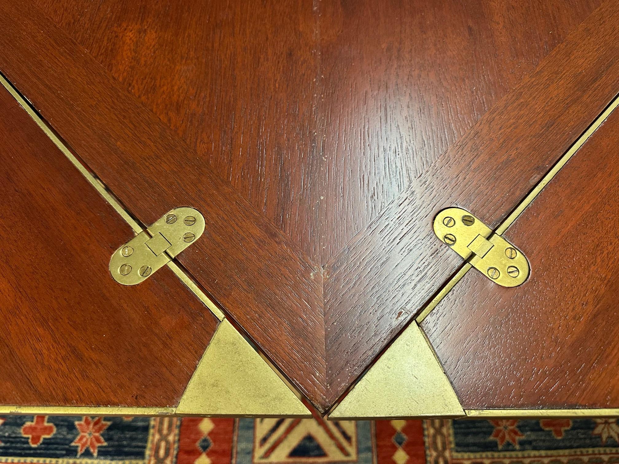 Handsome Mahogany and Brass Game Table with Leather Chairs For Sale 7