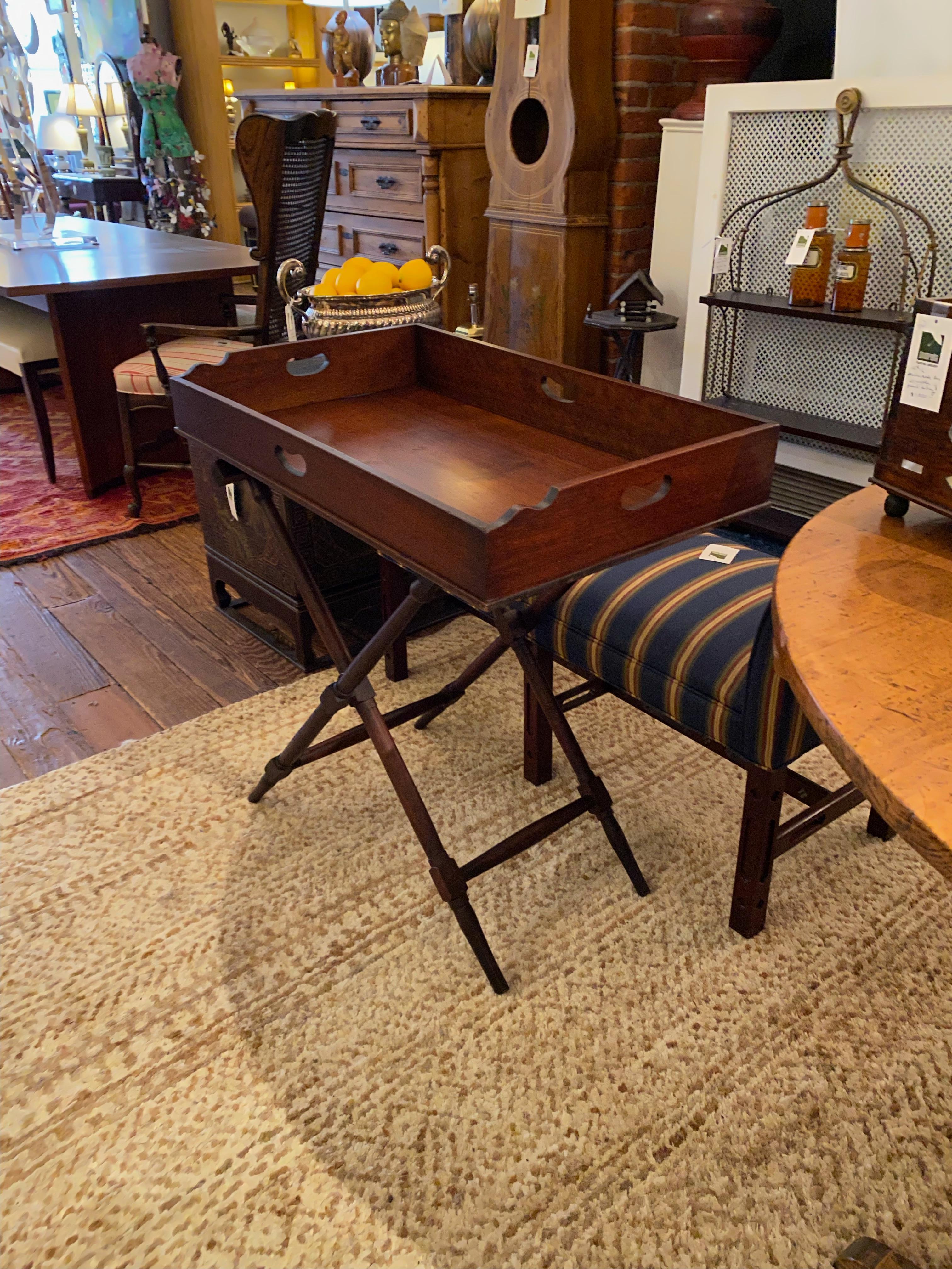 Handsome Mahogany Butlers Tray Table on Folding Stand For Sale 1