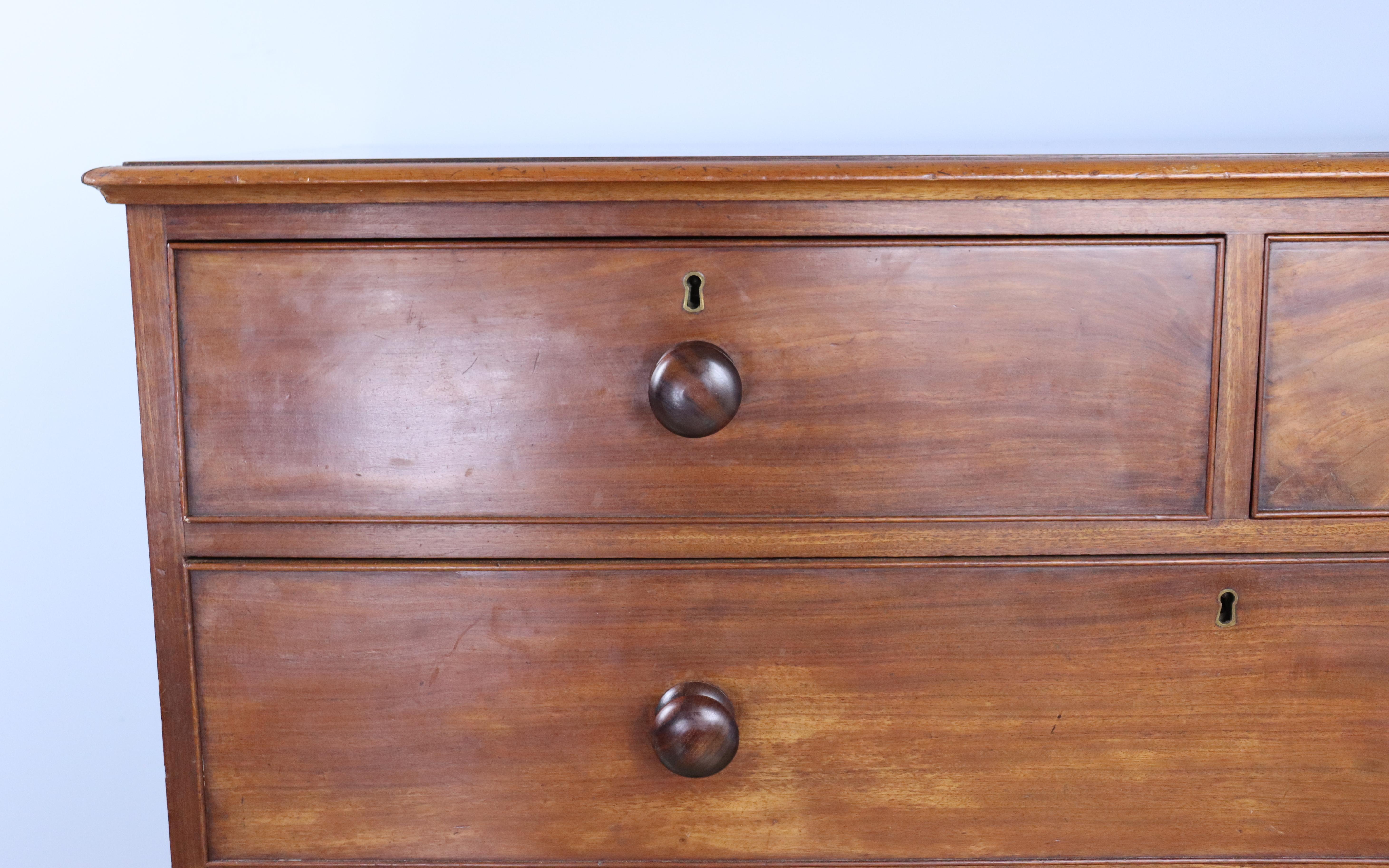 Handsome Mahogany Chest of Drawers with Bun Feet For Sale 1