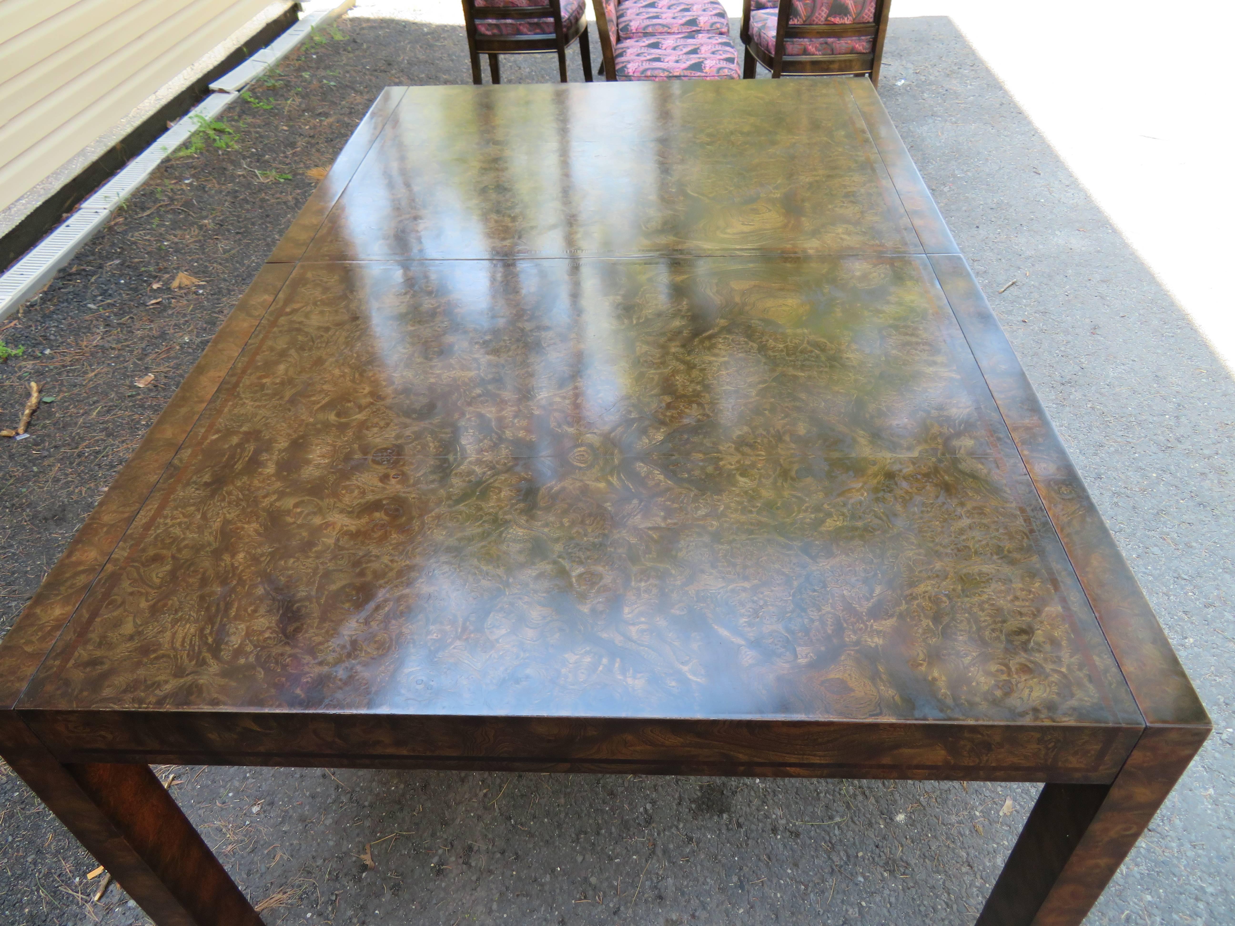 Handsome Mastercraft Amboyna Burl and Brass Parsons Leg Dining Table Midcentury In Good Condition For Sale In Pemberton, NJ