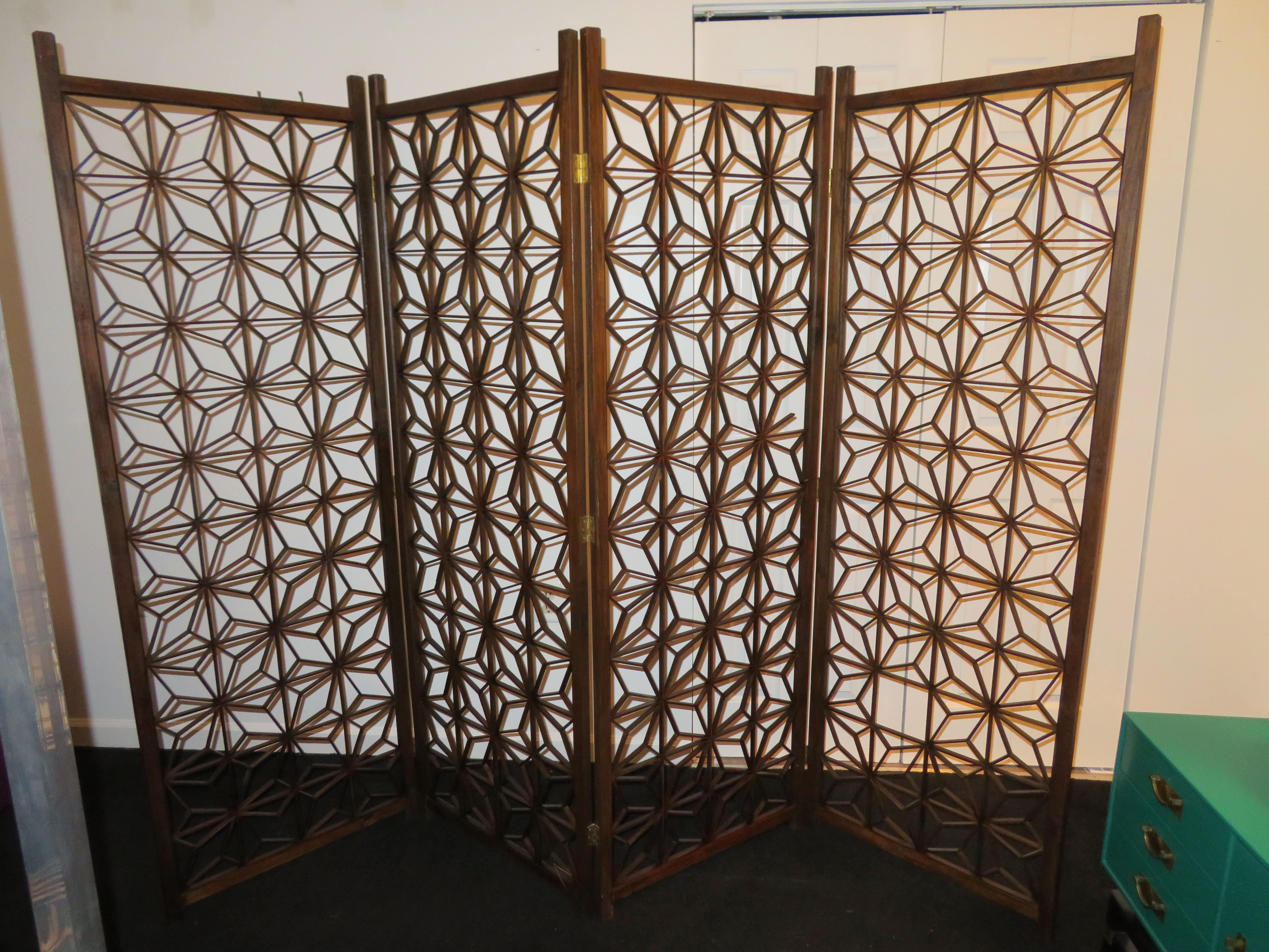 Handsome Mid-Century Modern 4 Panel Folding Screen Bohemian  For Sale 3