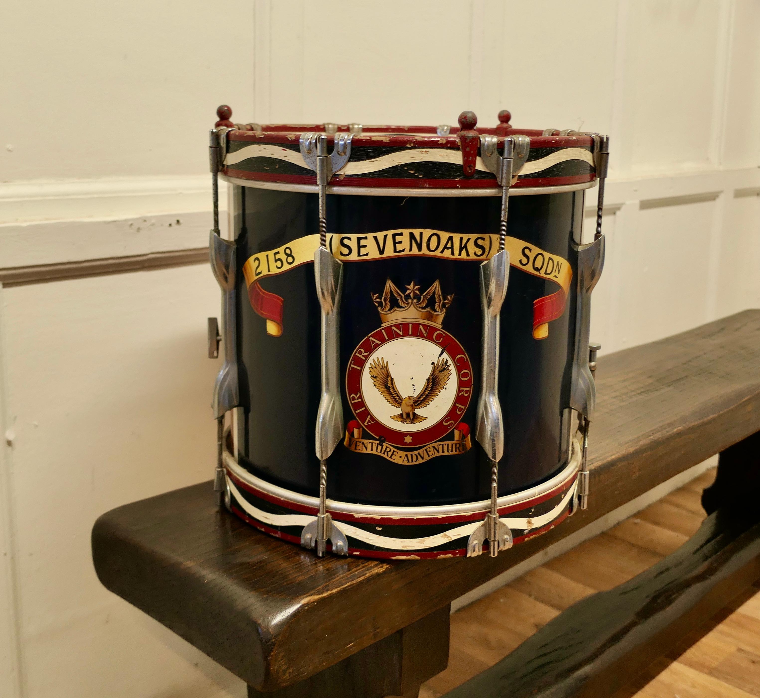 Handsome military snare drum from sevenoaks air training corps.


This a good decorative piece ‘2158 SEVENOAKS SQDn’ AIR TRAINING CORPS’ painted on the front, Gold and Red on a Navy background
Drums like this make excellent decorative pieces,