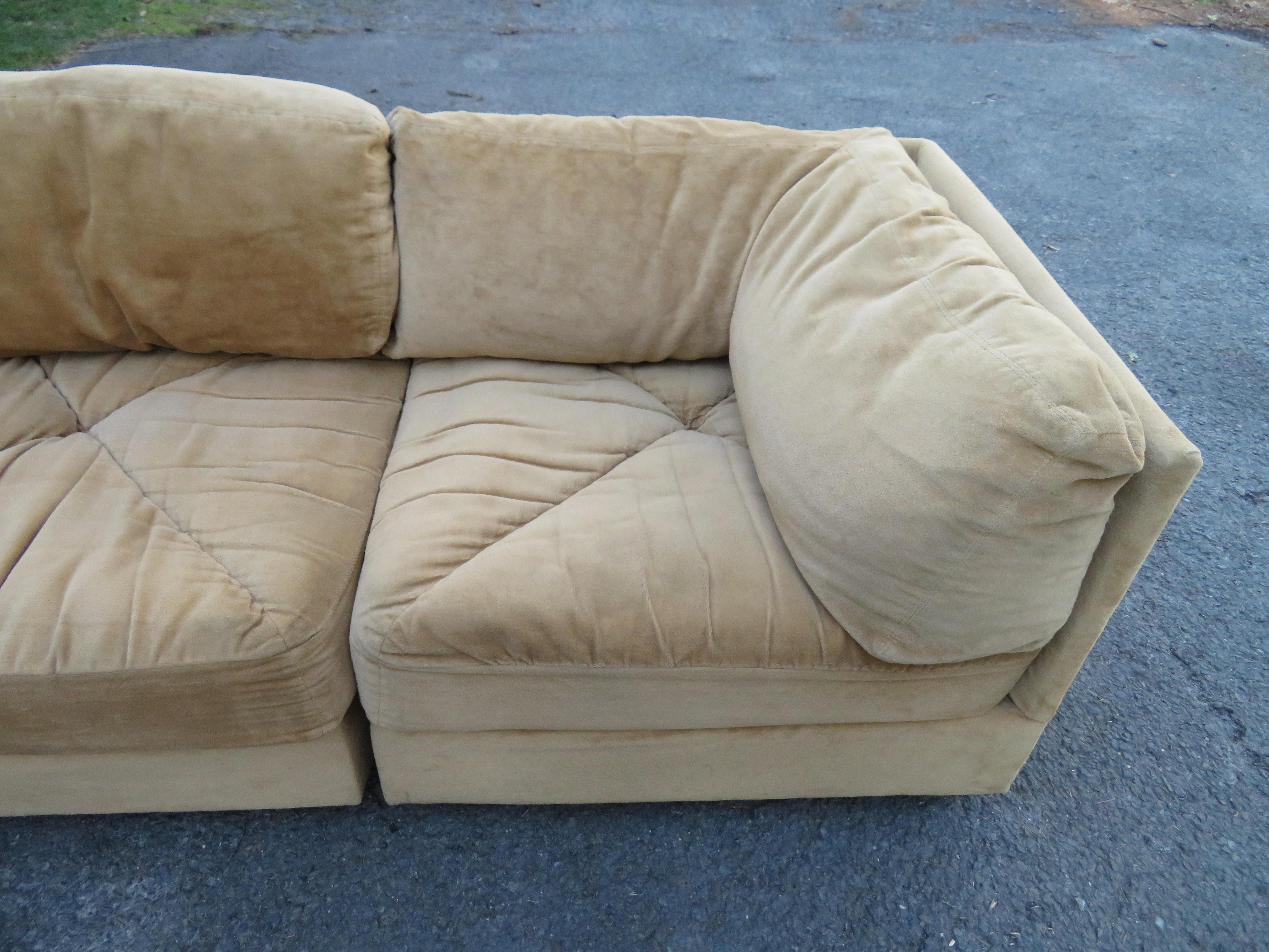 Handsome Milo Baughman Style Selig 6-Piece Cube Sofa Sectional Midcentury In Good Condition In Pemberton, NJ