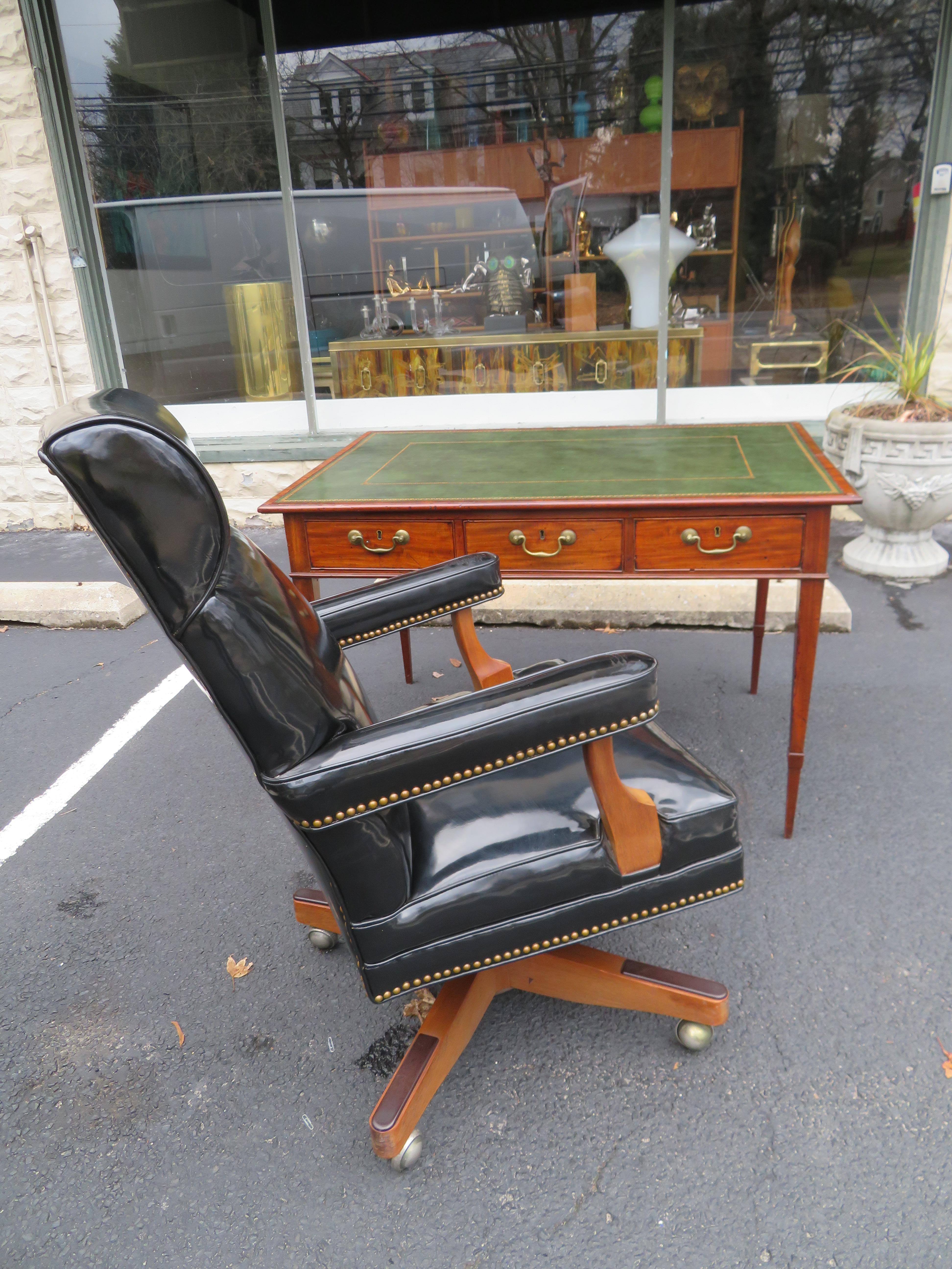 Handsome Oversized Patent Leather Rolling Executive Desk Chair 9