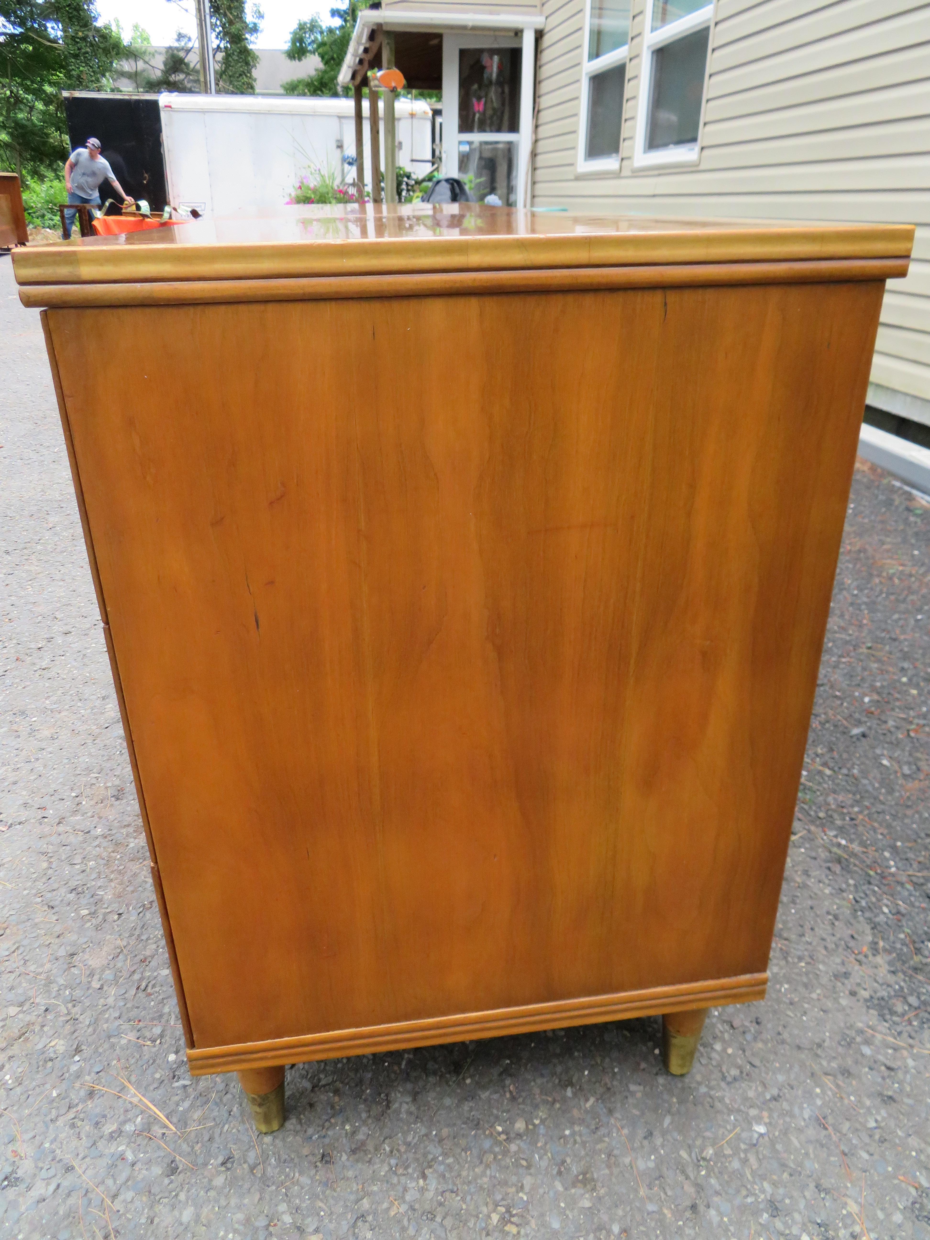 Handsome Pair Asian Style John Widdicomb Bachelors Chests Mid-Century Modern For Sale 8