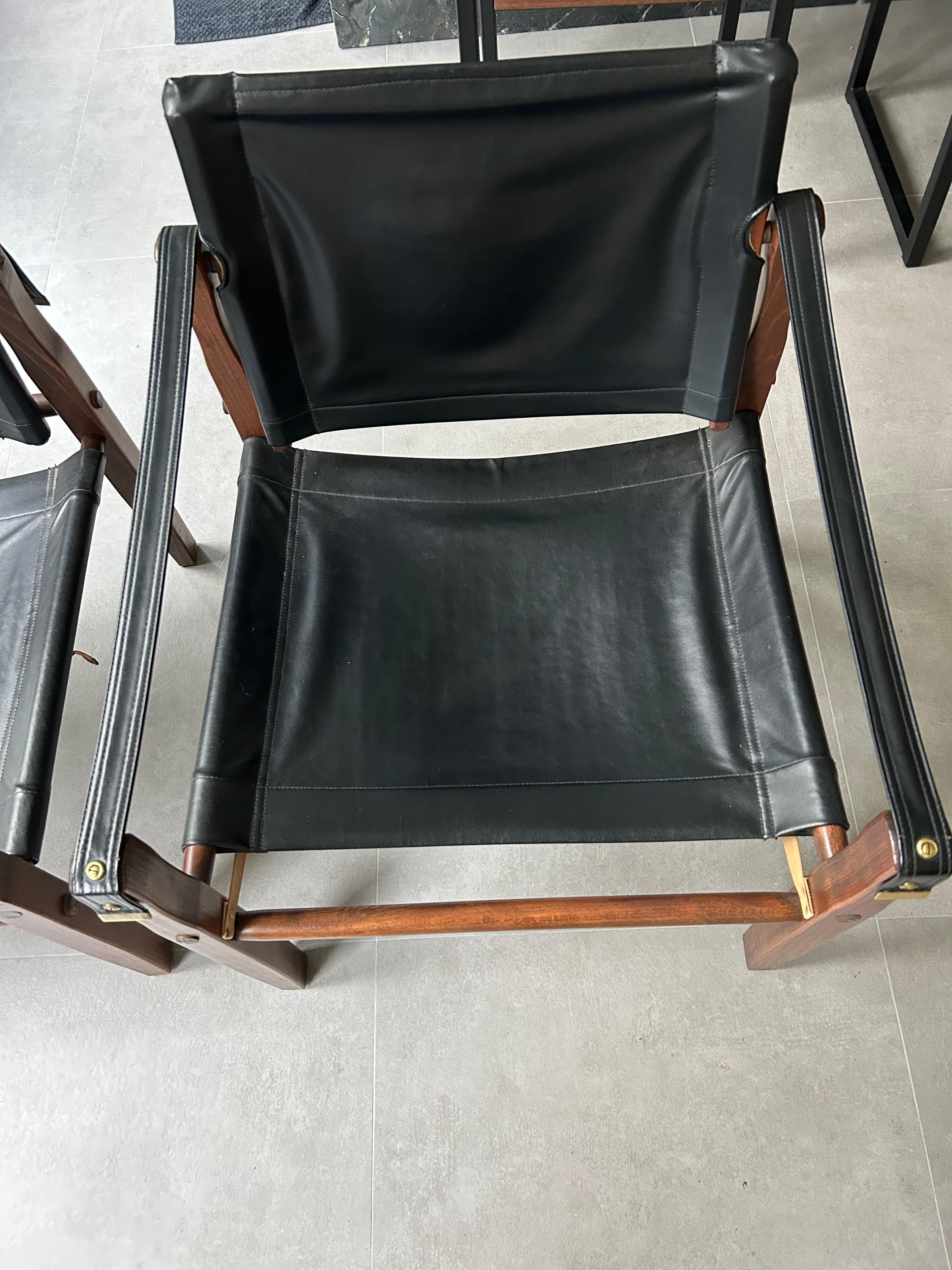 Handsome Pair Black Leather & Mahogany Gold Medal Safari Style Campaign Chairs 10