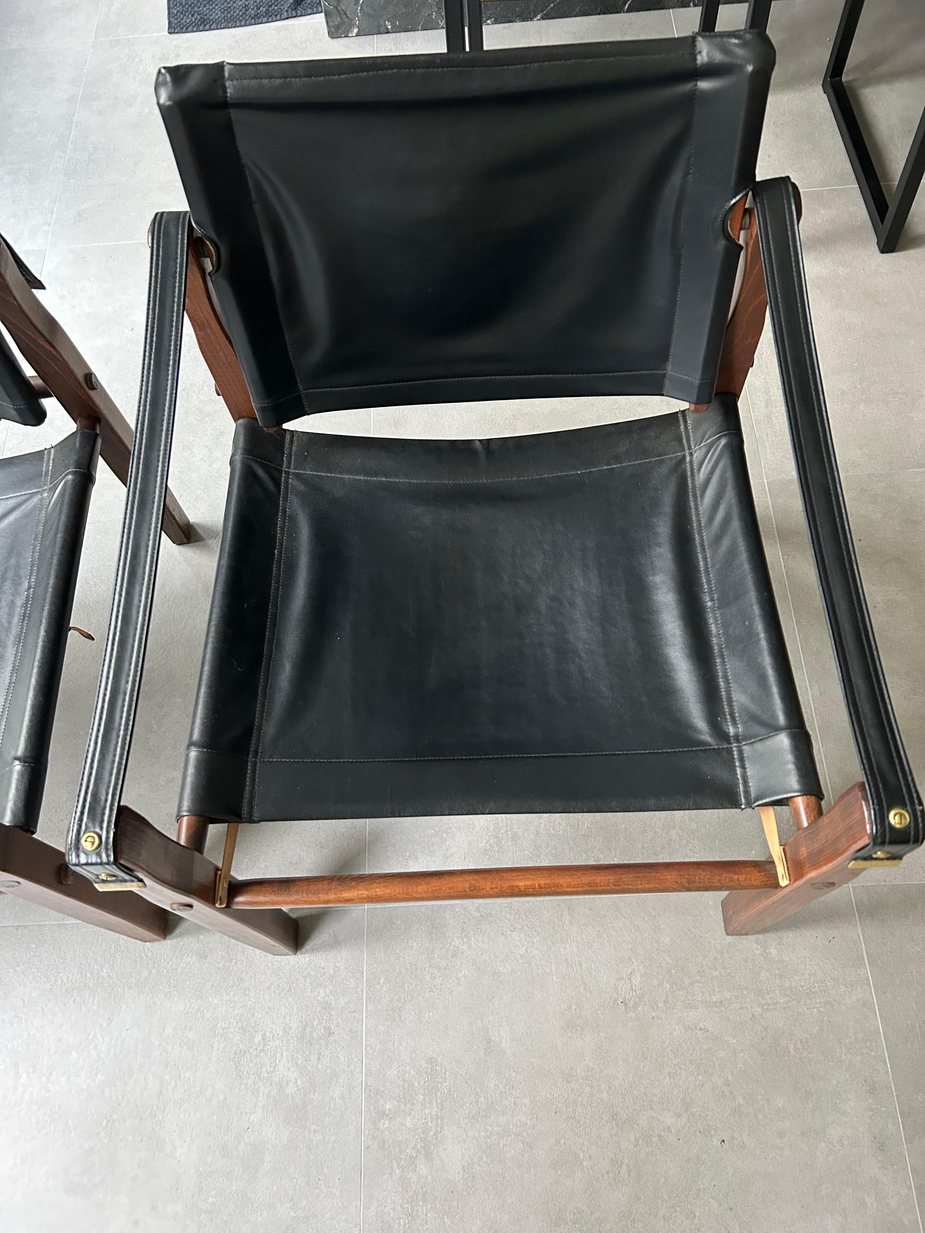 Handsome Pair Black Leather & Mahogany Gold Medal Safari Style Campaign Chairs 11