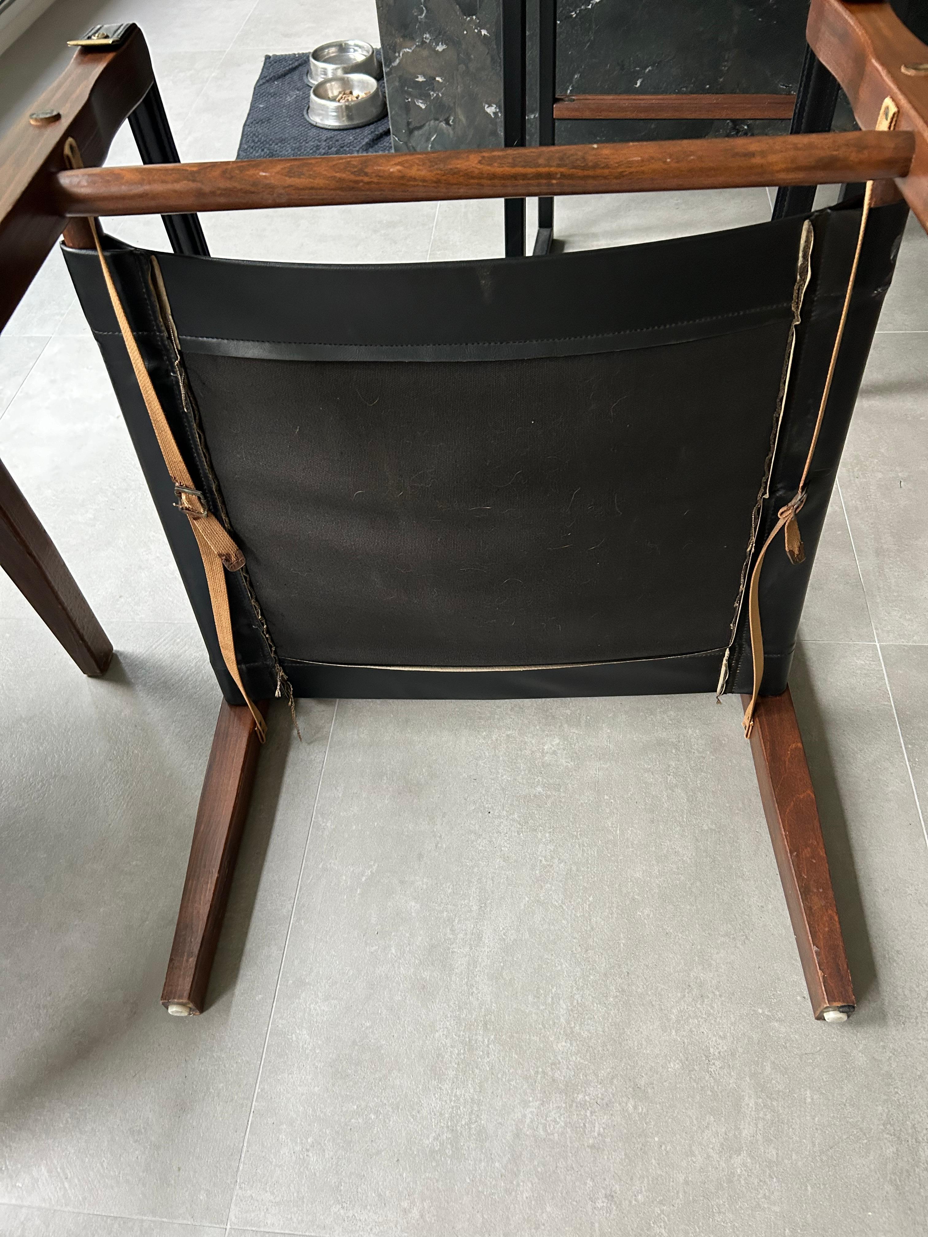 Handsome Pair Black Leather & Mahogany Gold Medal Safari Style Campaign Chairs 4