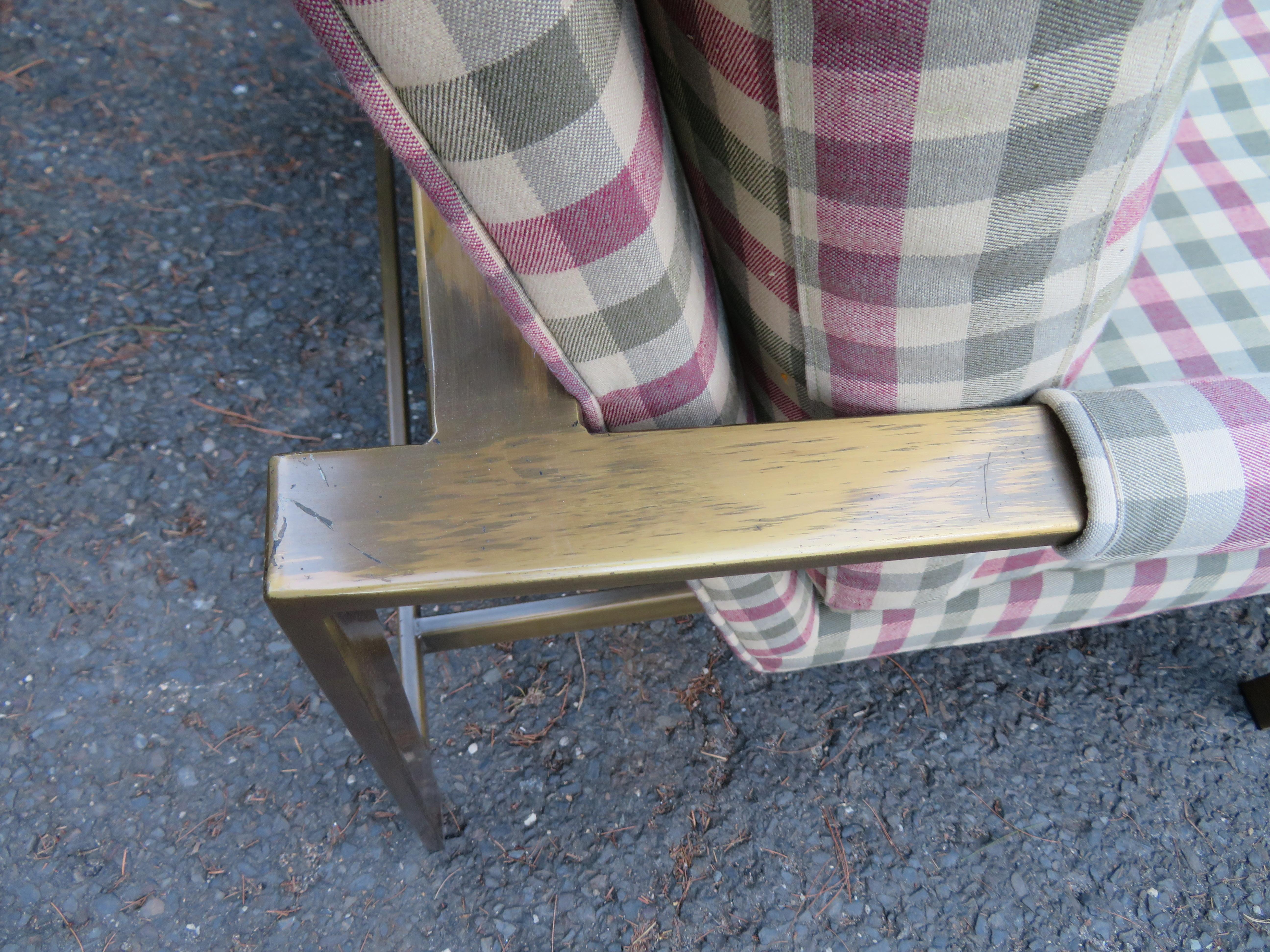 Plaqué Belle paire de fauteuils de salon cubiques en laiton Milo Baughman, mi-siècle moderne en vente