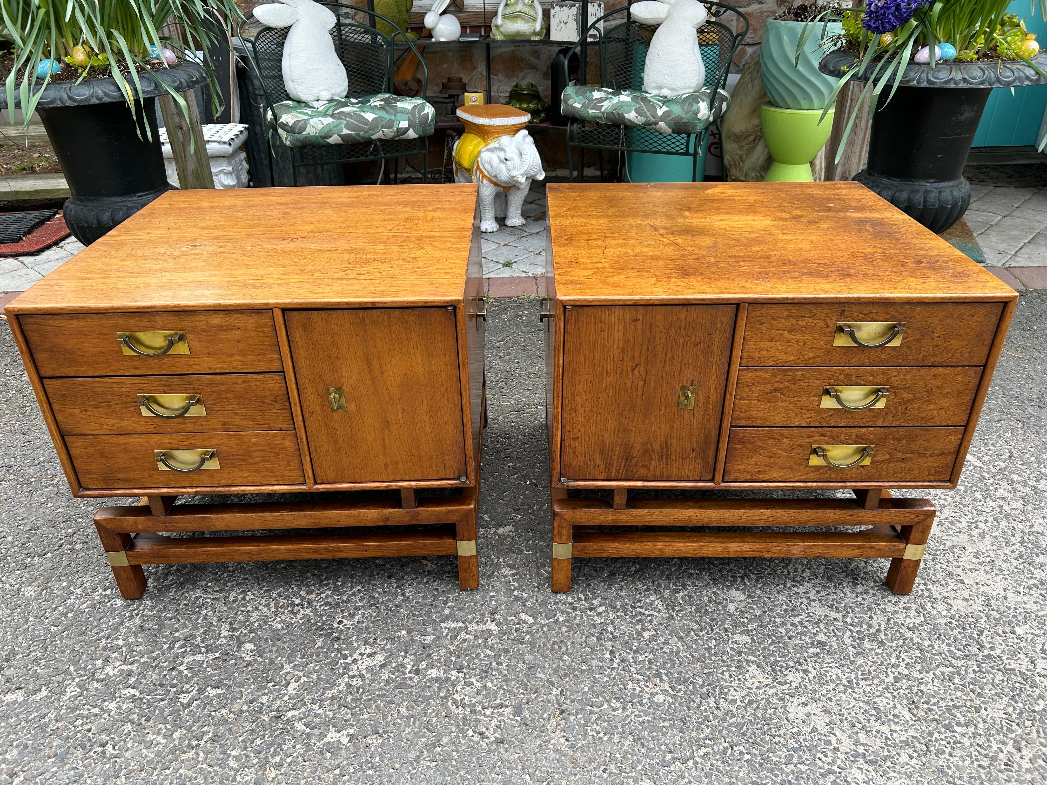 Mid-Century Modern Handsome Pair Campaign style 'Tung Si' Collection Side Table Nightstands  For Sale