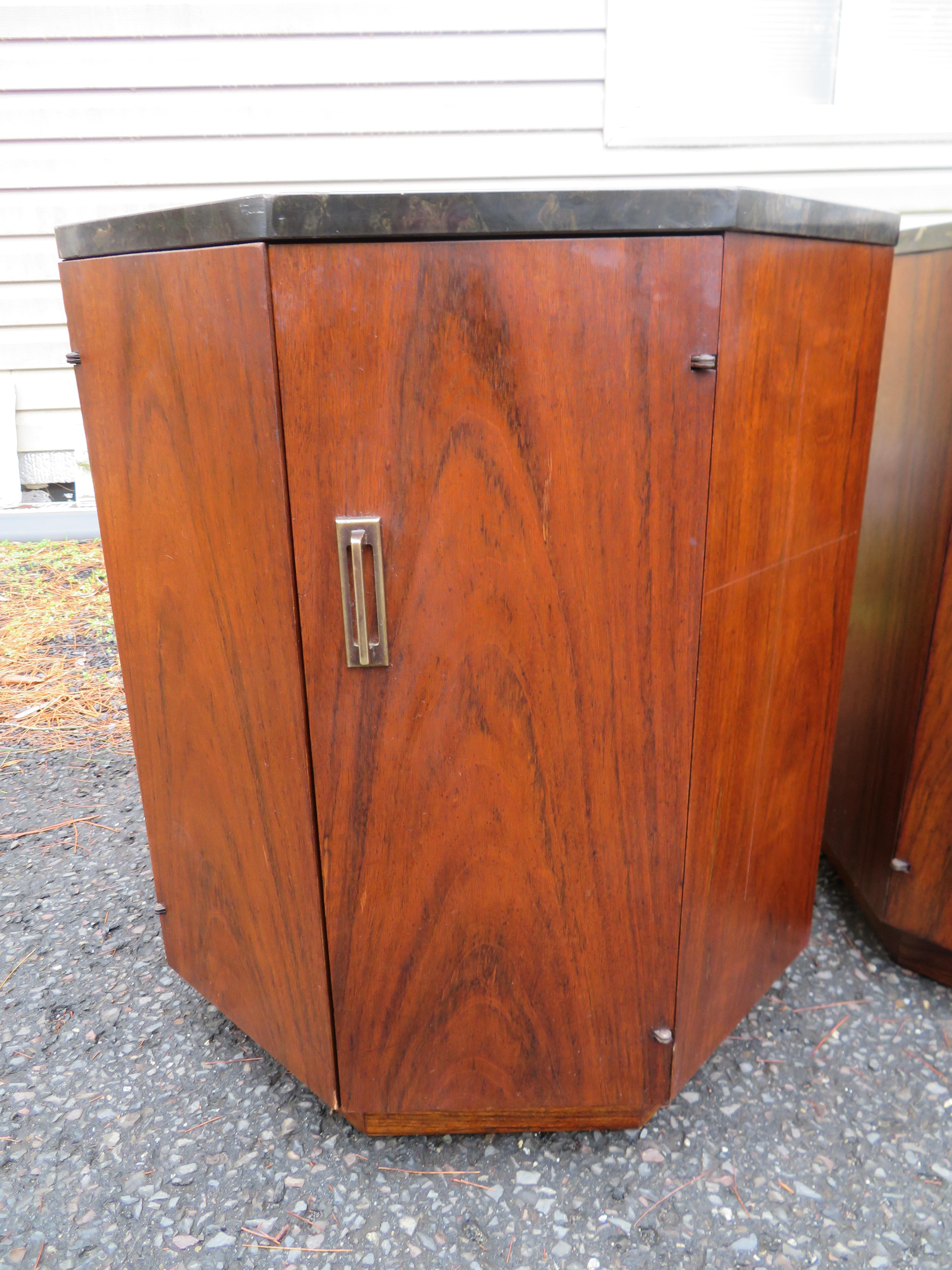 Handsome Pair Harvey Probber style Octagon Drum Side Tables Mid-Century Modern In Good Condition For Sale In Pemberton, NJ