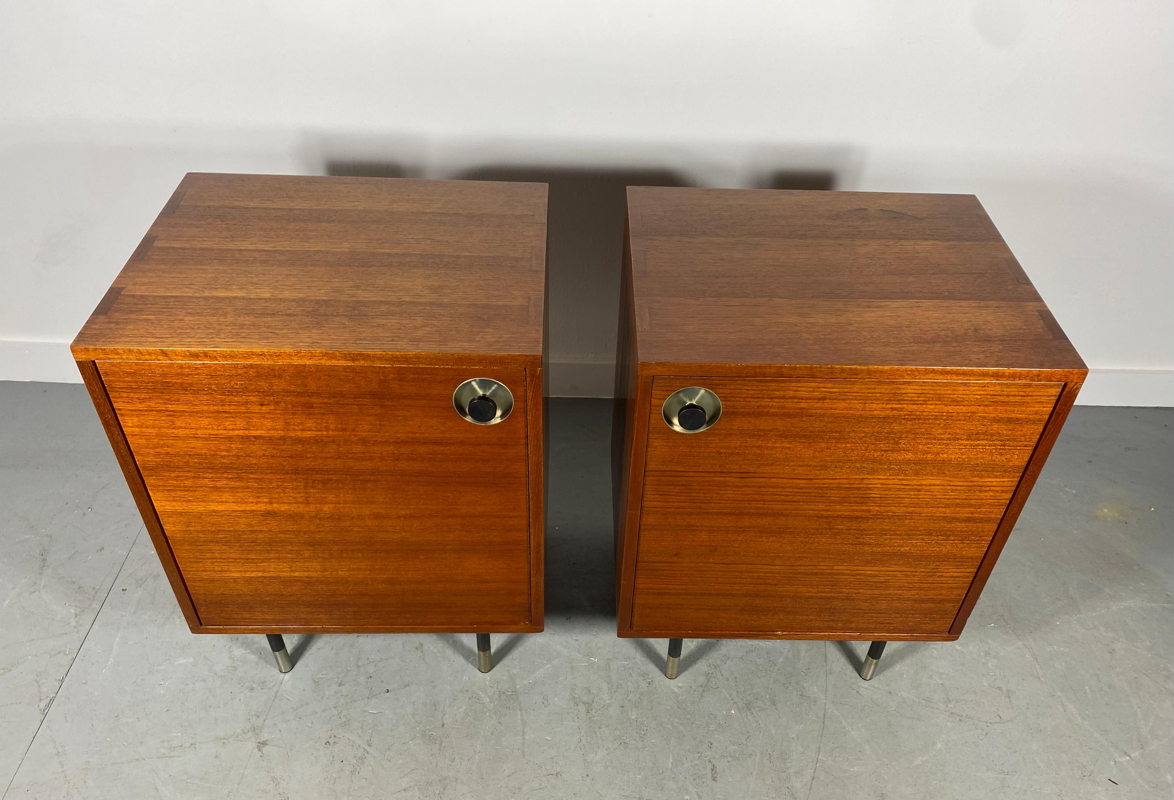 Handsome Pair Italian Modernist Stands, Cabinets, End Tables 5