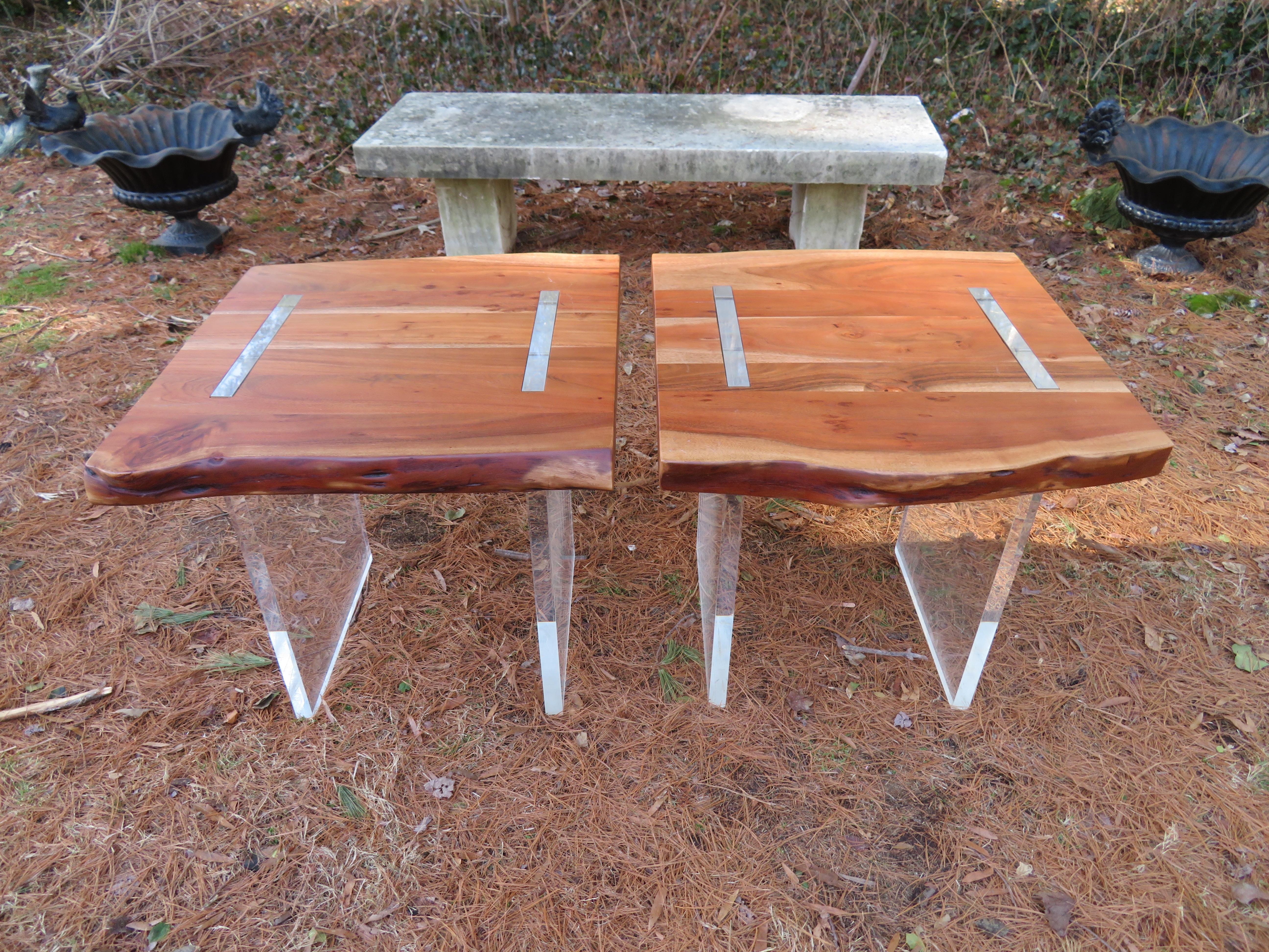 Handsome Pair of Walnut Lucite Live Edge Side End Tables For Sale 7