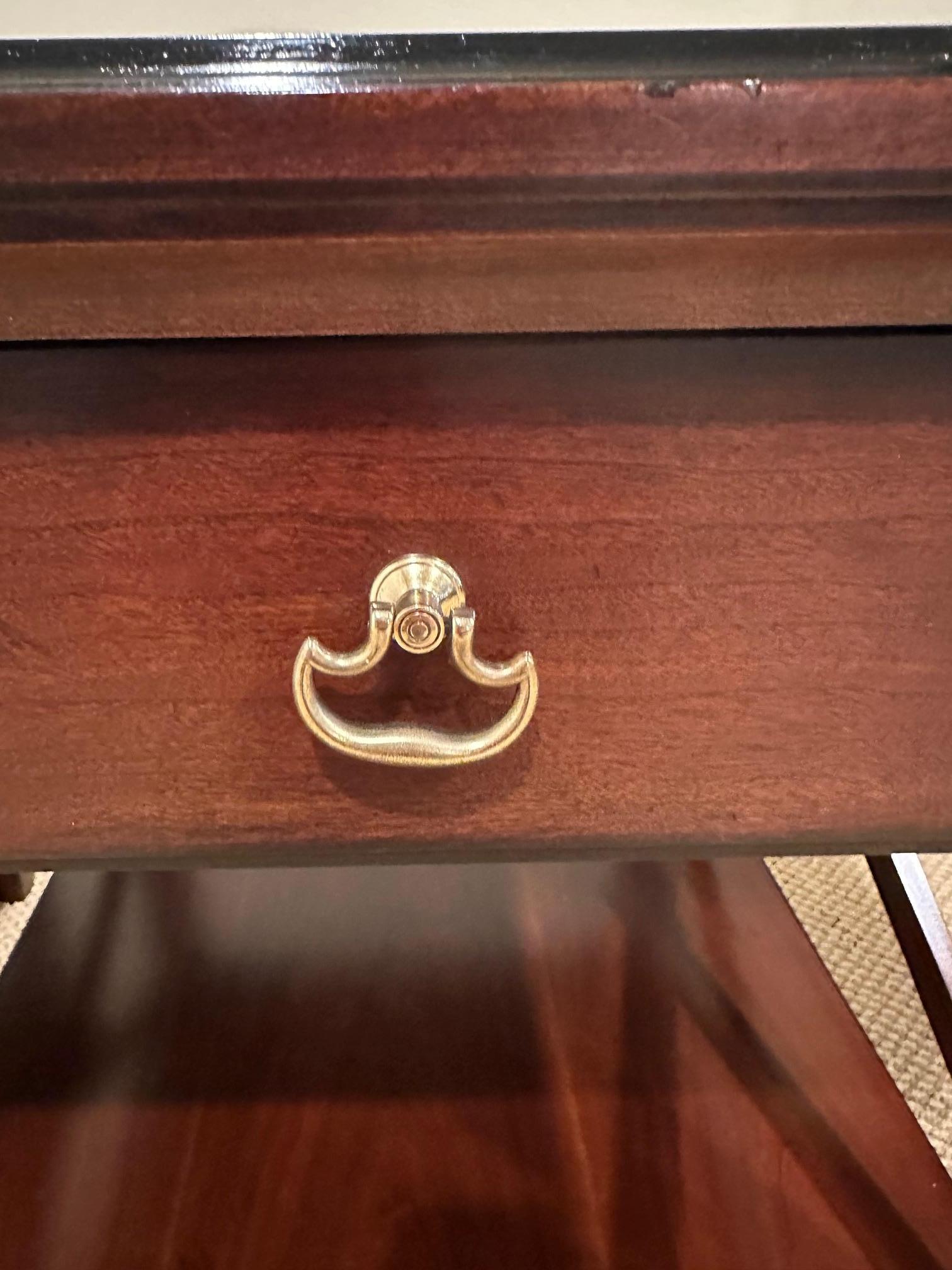 Handsome Pair of Glossy Dark Wood End Table with Ebony Accents In Good Condition For Sale In Hopewell, NJ