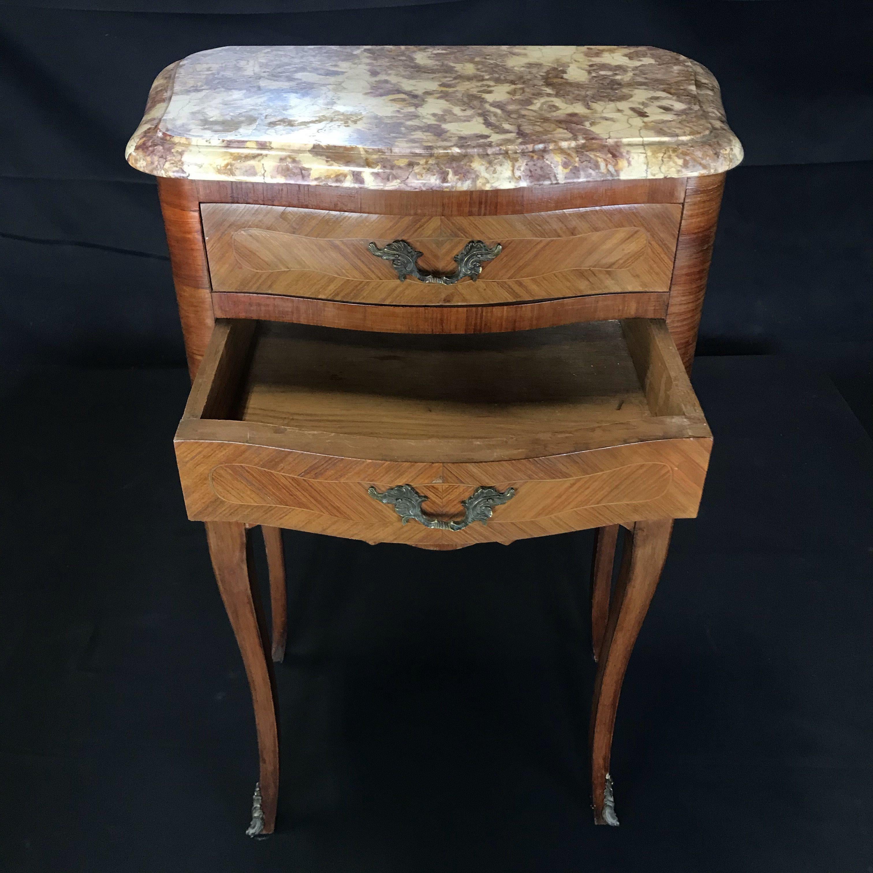 Early 20th Century Handsome Pair of Louis XV Marble Top Inlaid Walnut and Bronze Night Stands