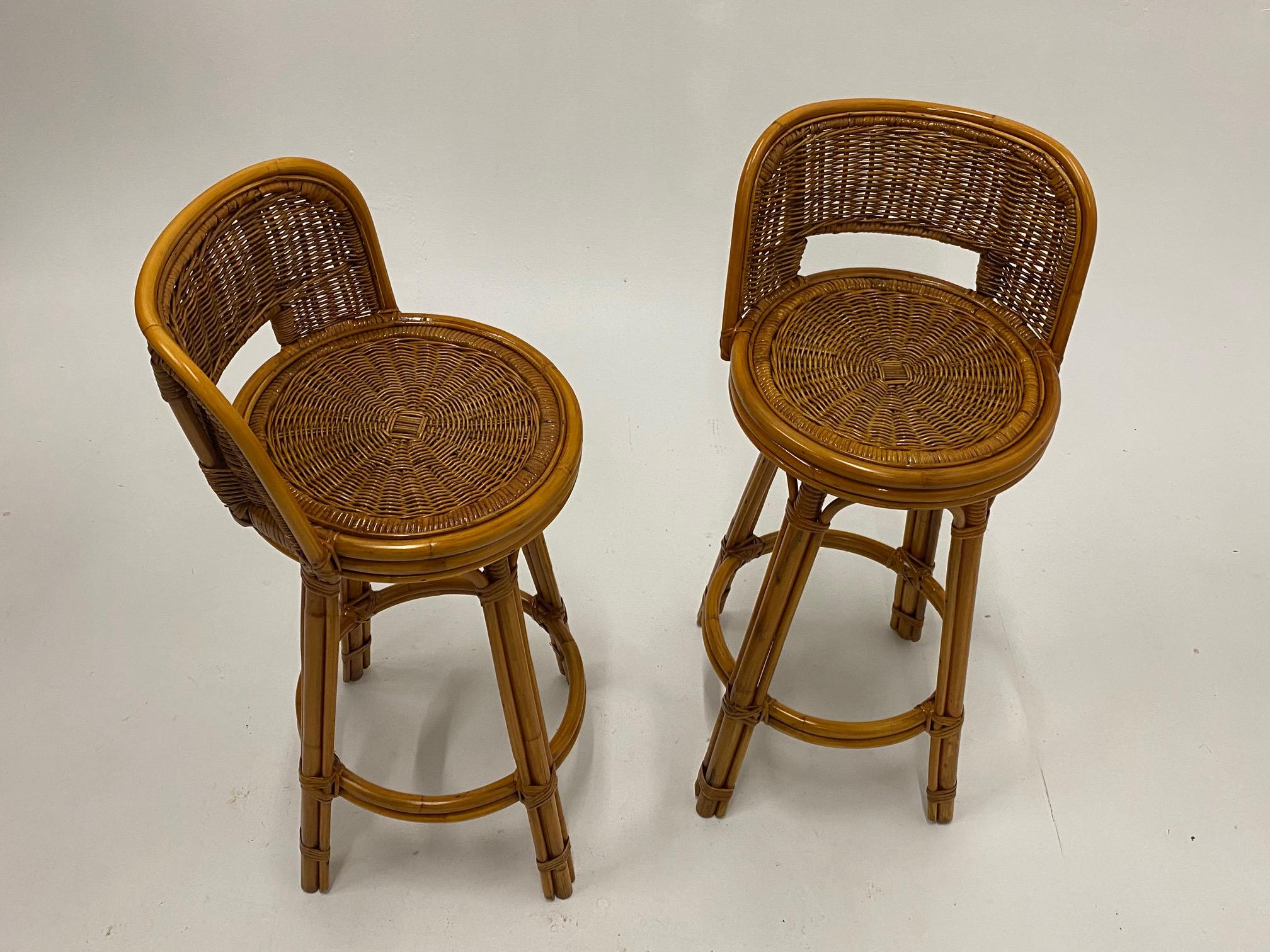 Handsome Pair of Mid-Century Modern Woven Rattan Barstools For Sale 5