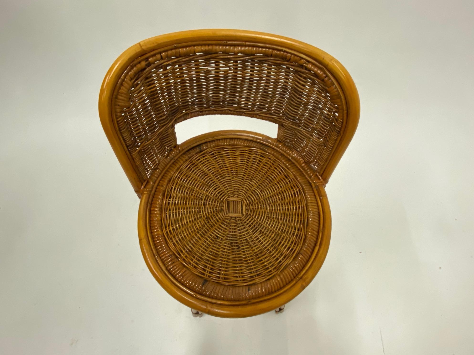 Handsome Pair of Mid-Century Modern Woven Rattan Barstools For Sale 1